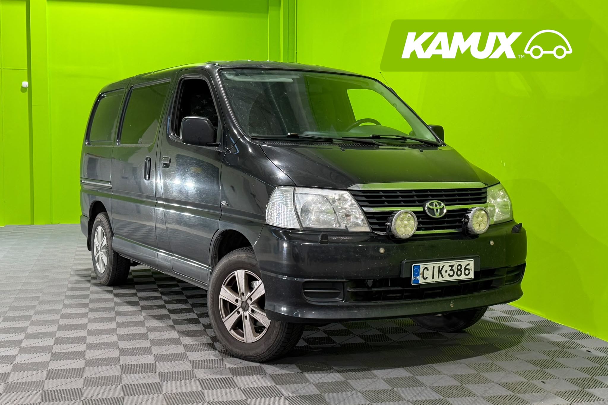 Toyota Hiace 2011