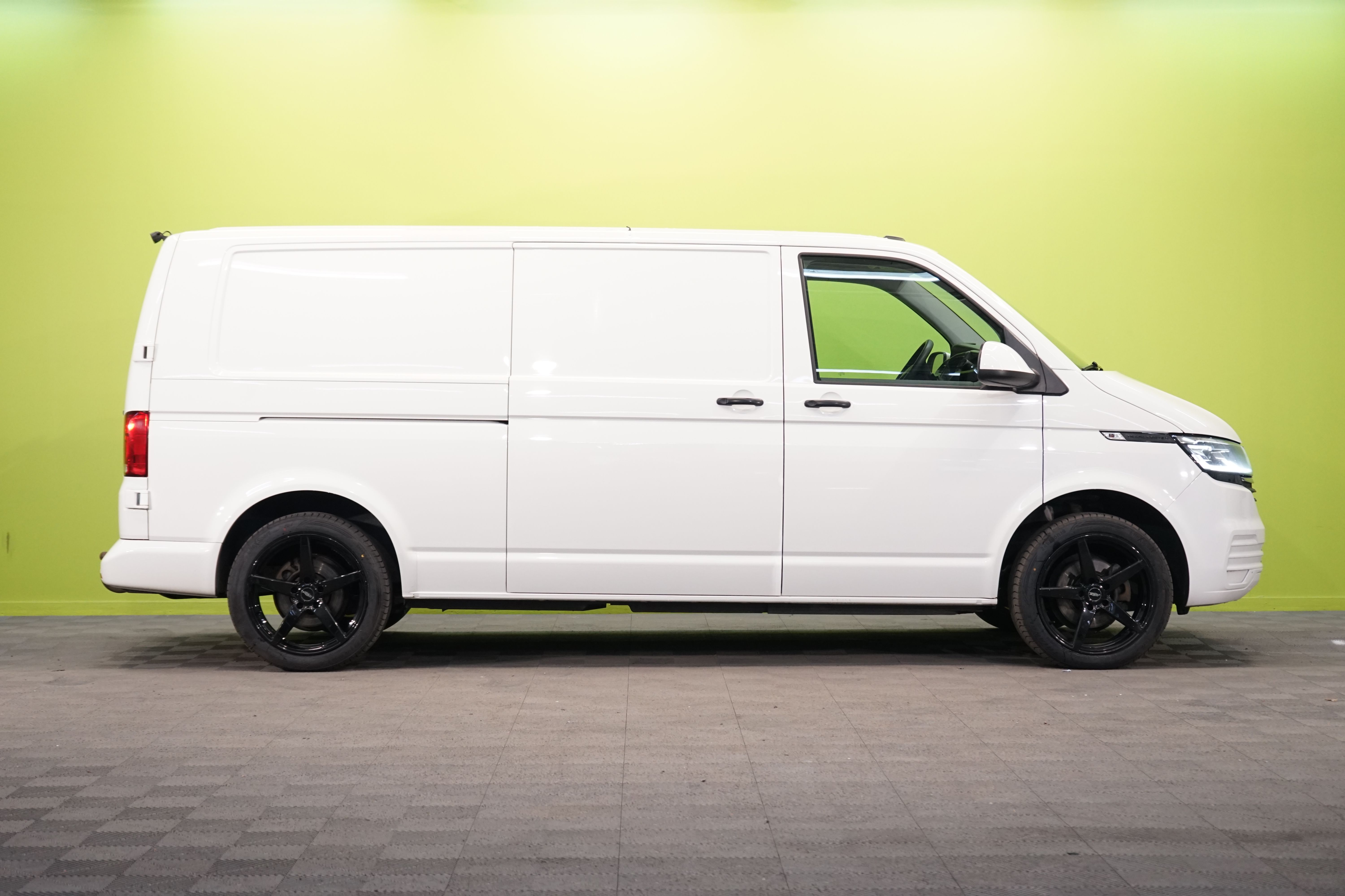 Volkswagen Transporter 2021