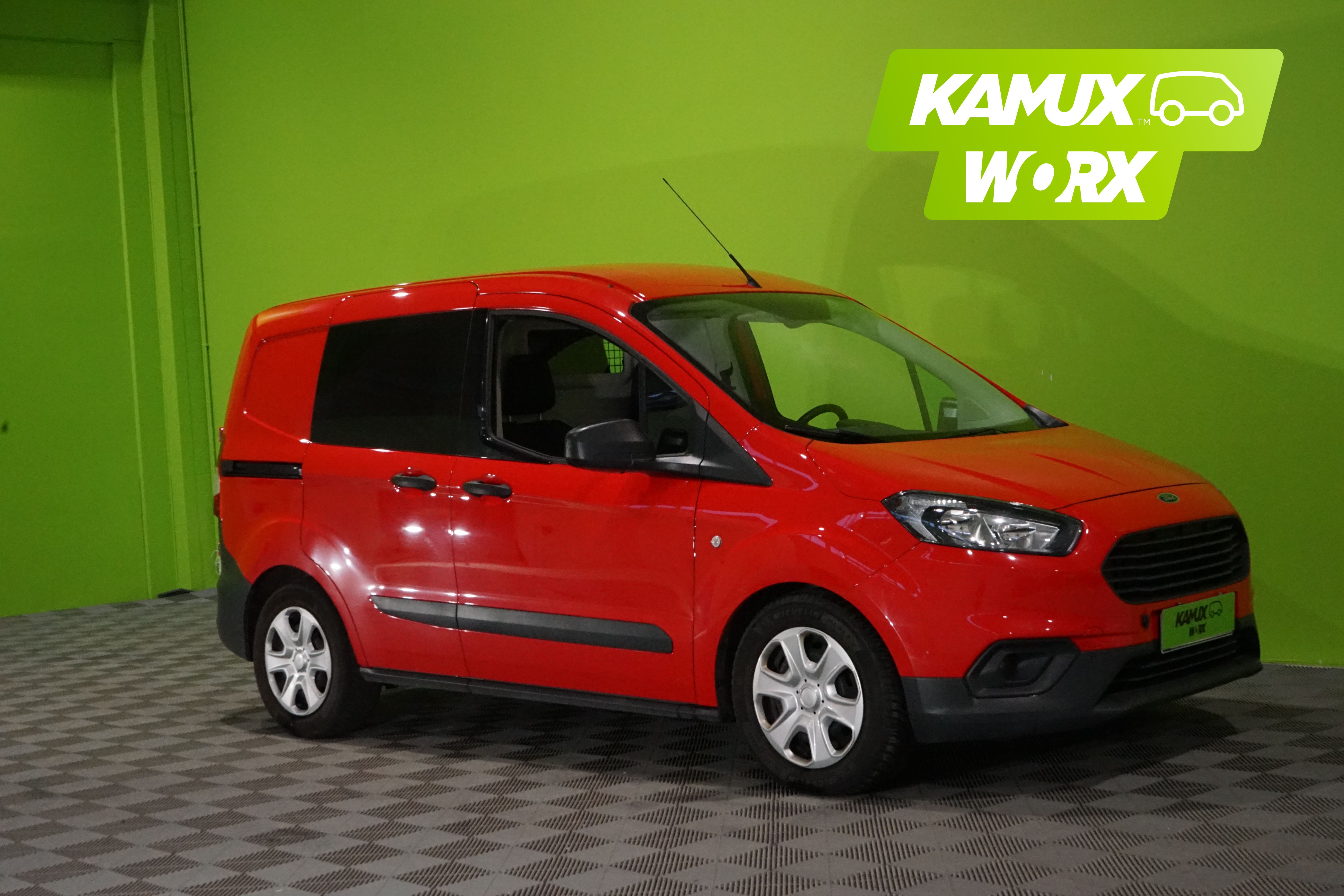 Ford Transit Courier 2021