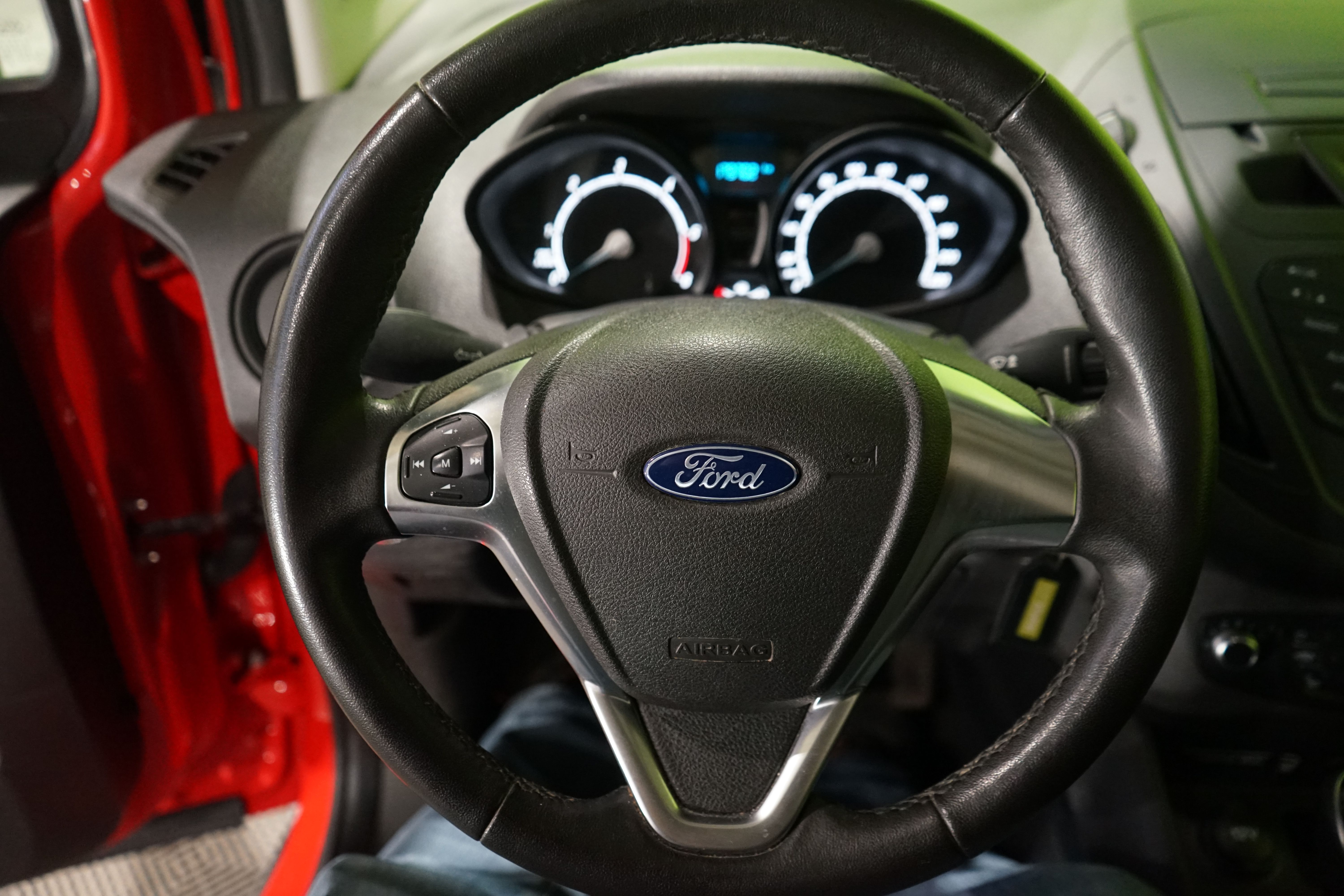 Ford Transit Courier 2021