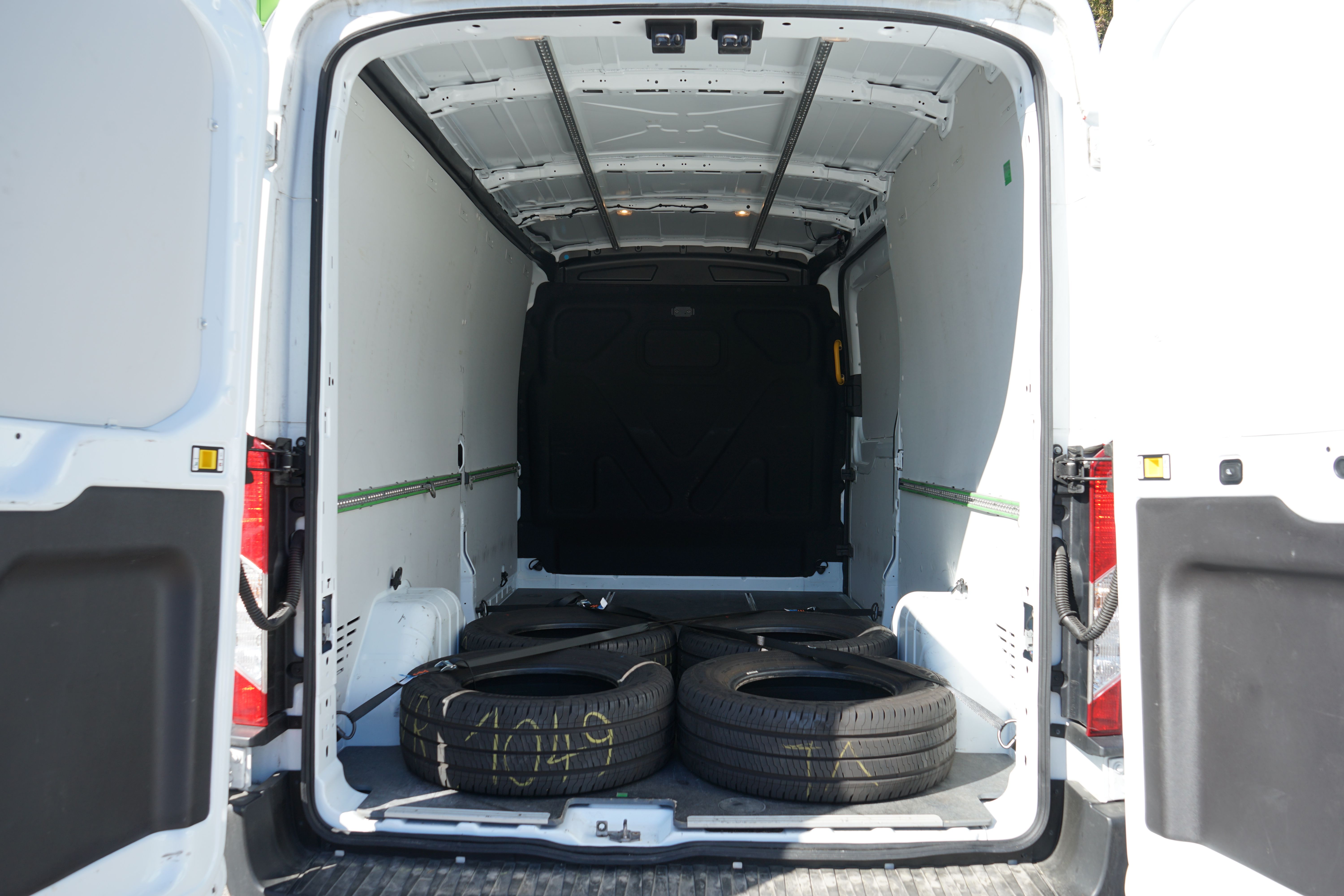 Ford Transit 2023
