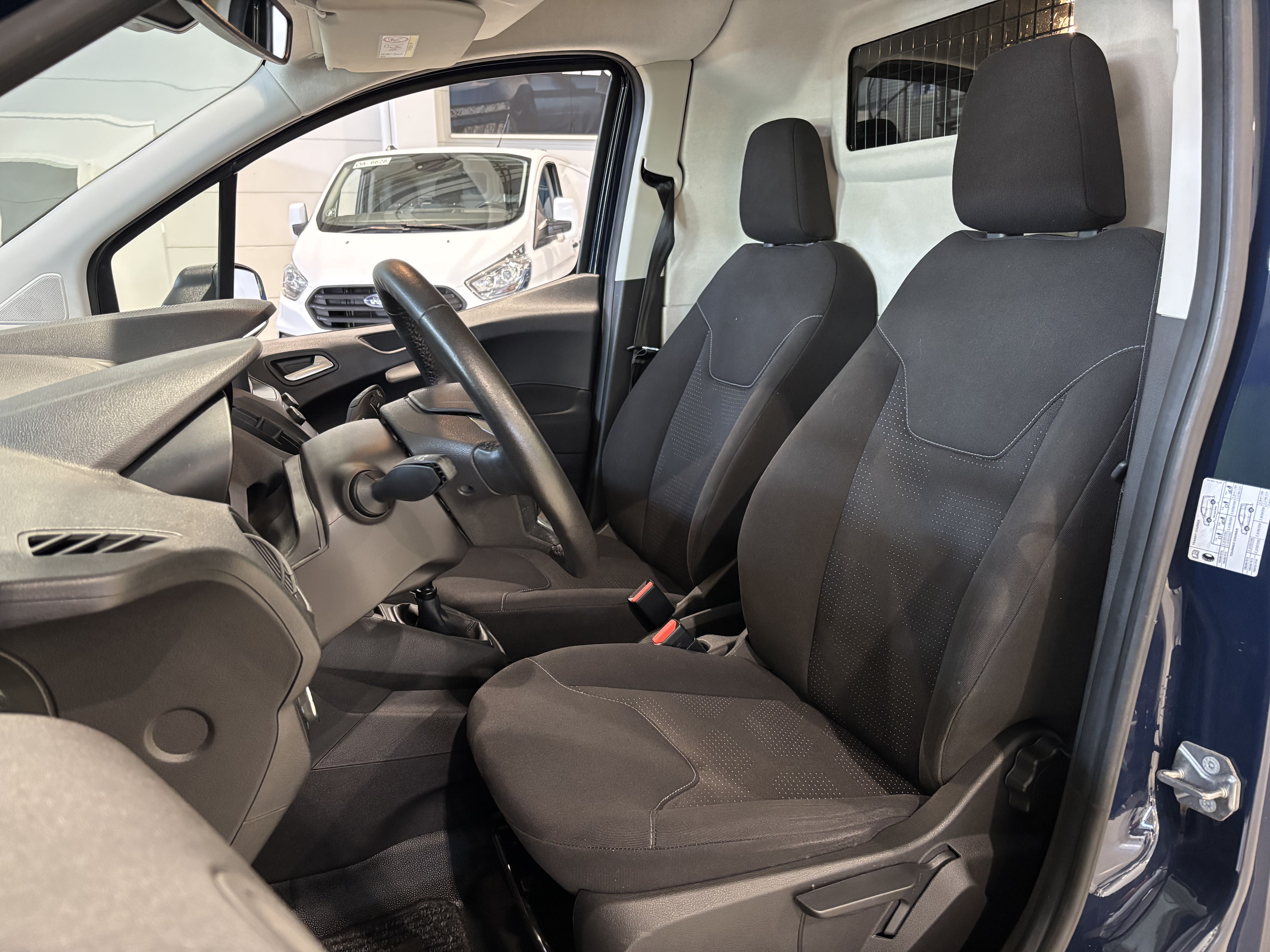 Ford Transit Courier 2020