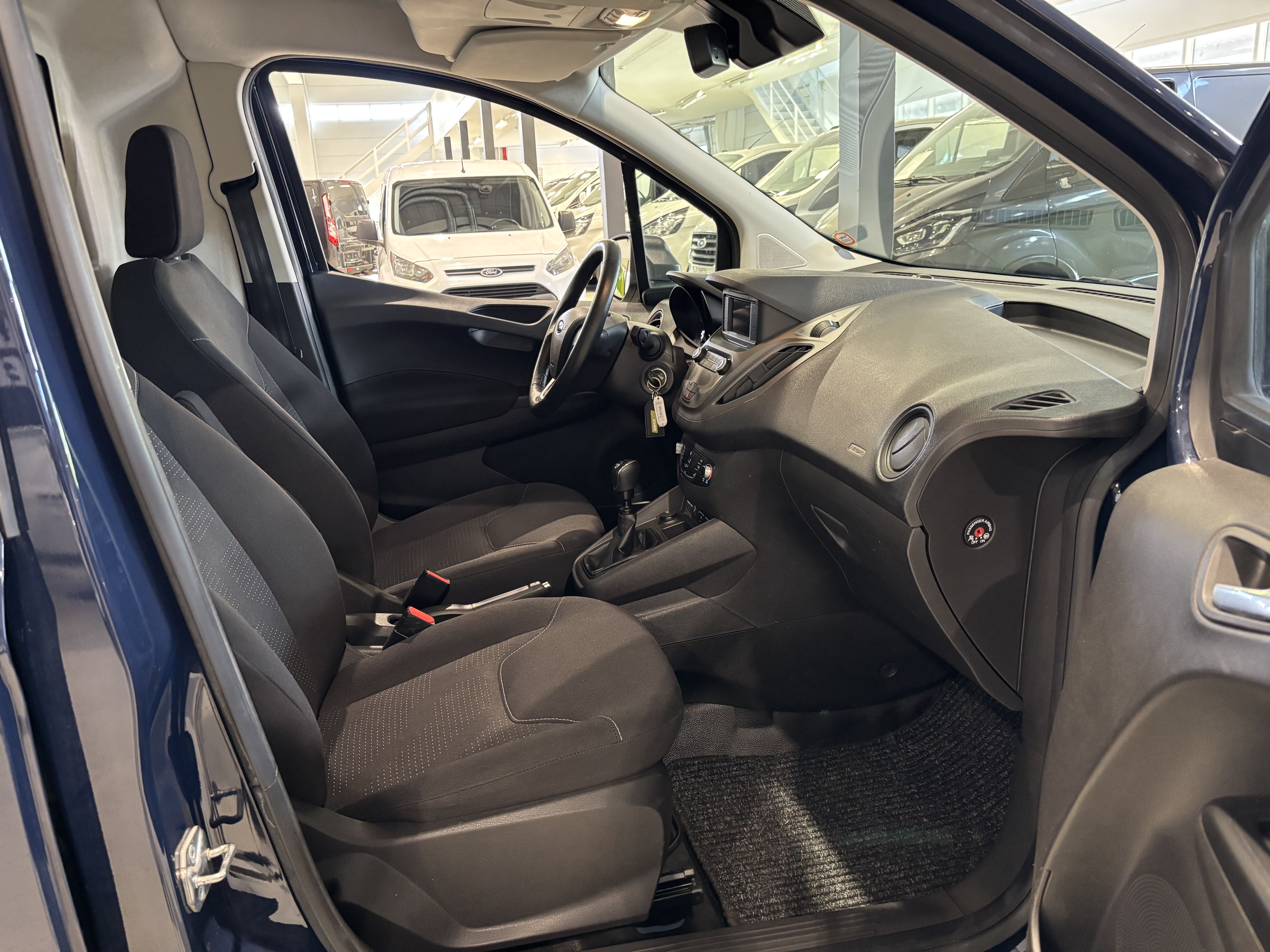 Ford Transit Courier 2020