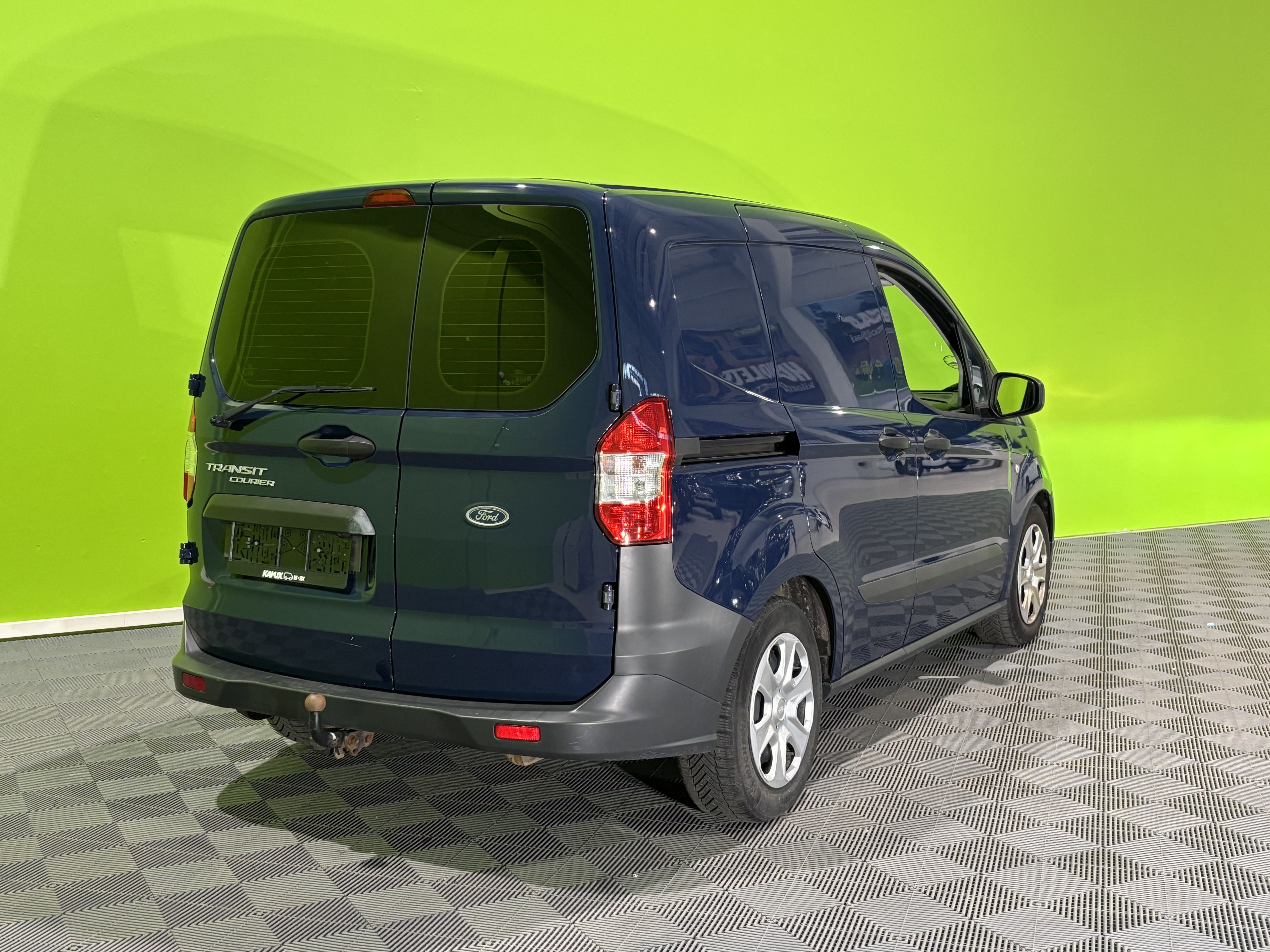 Ford Transit Courier 2020