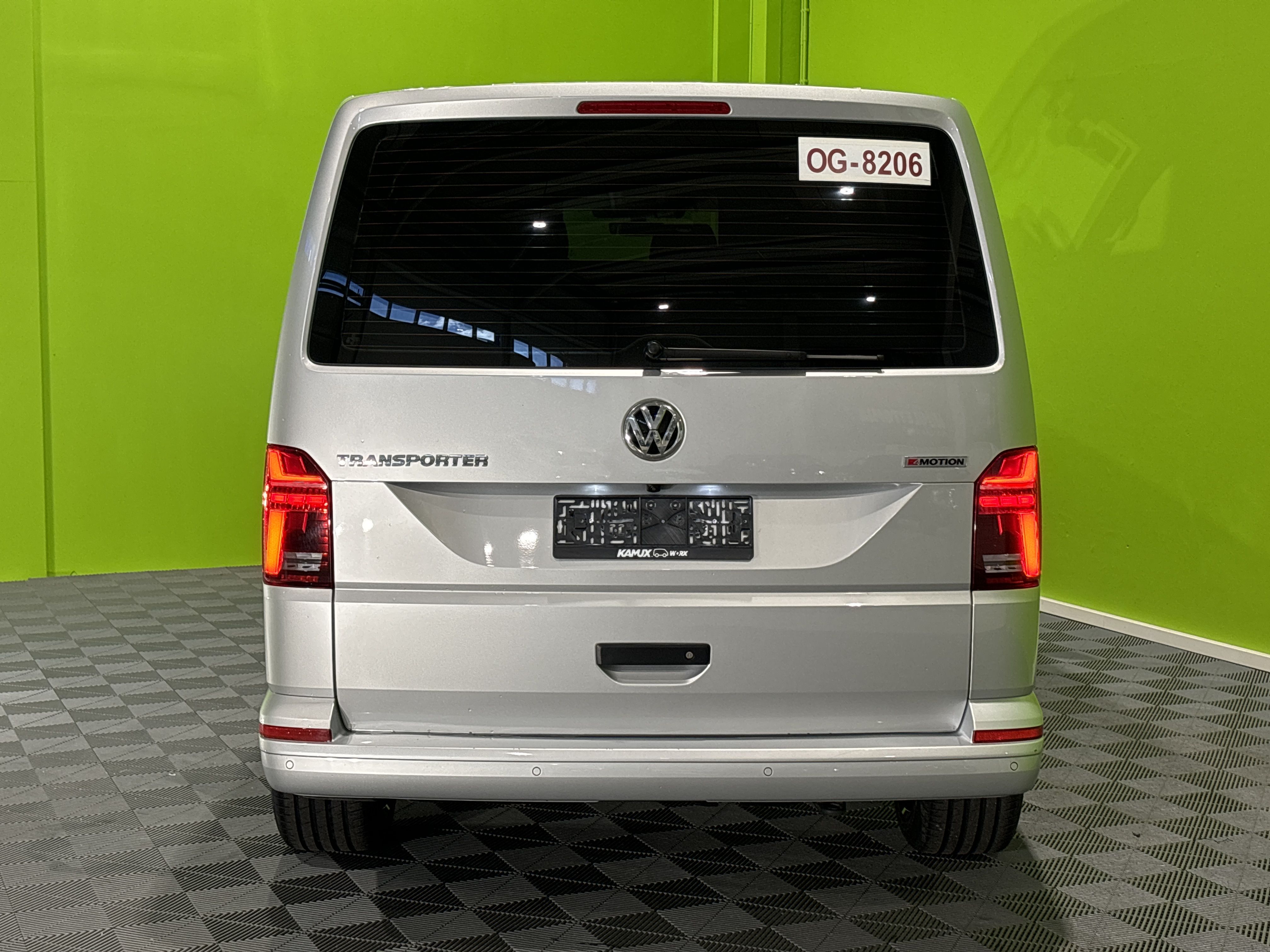 Volkswagen Transporter 2024