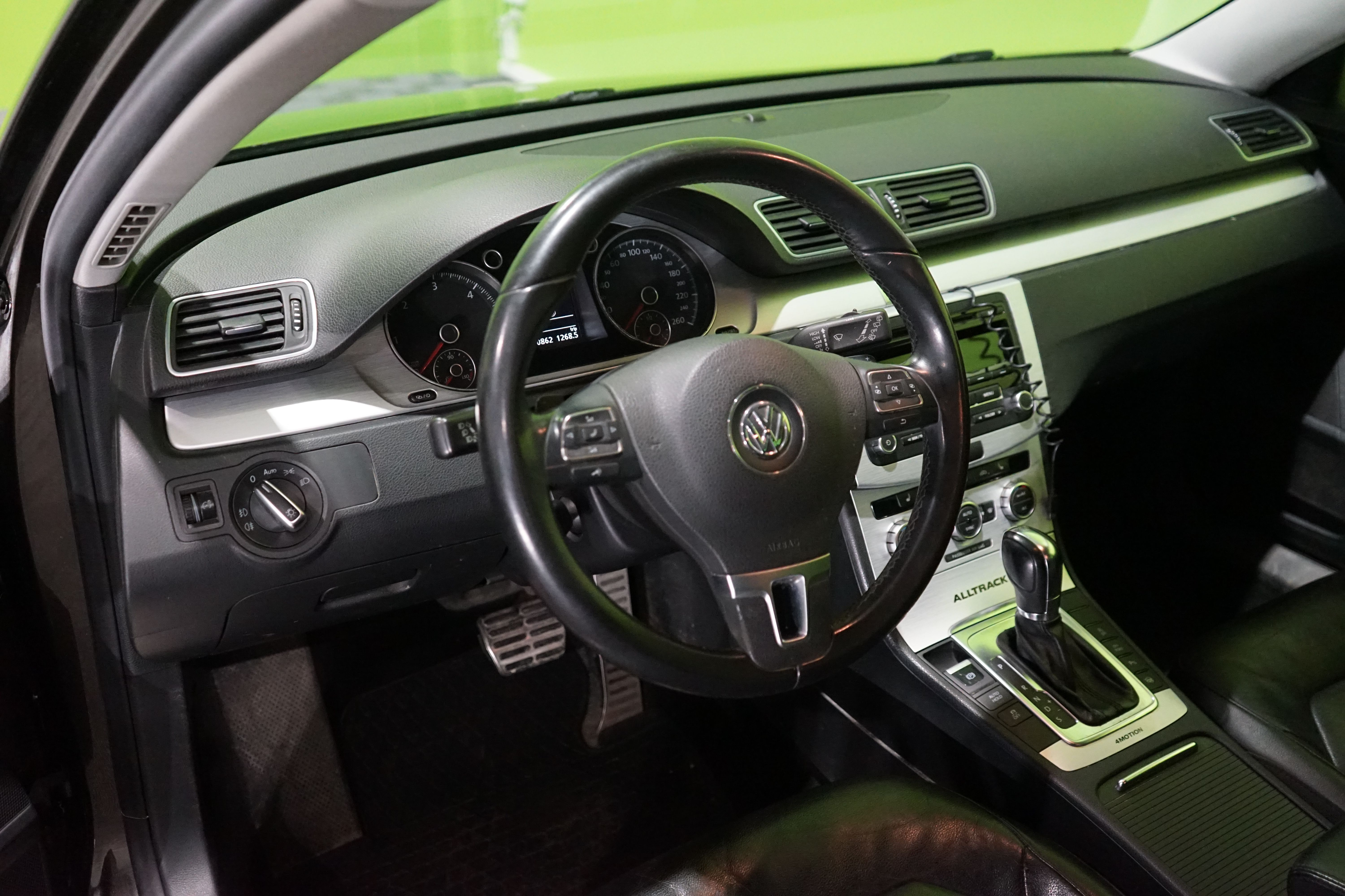 Volkswagen Passat 2012