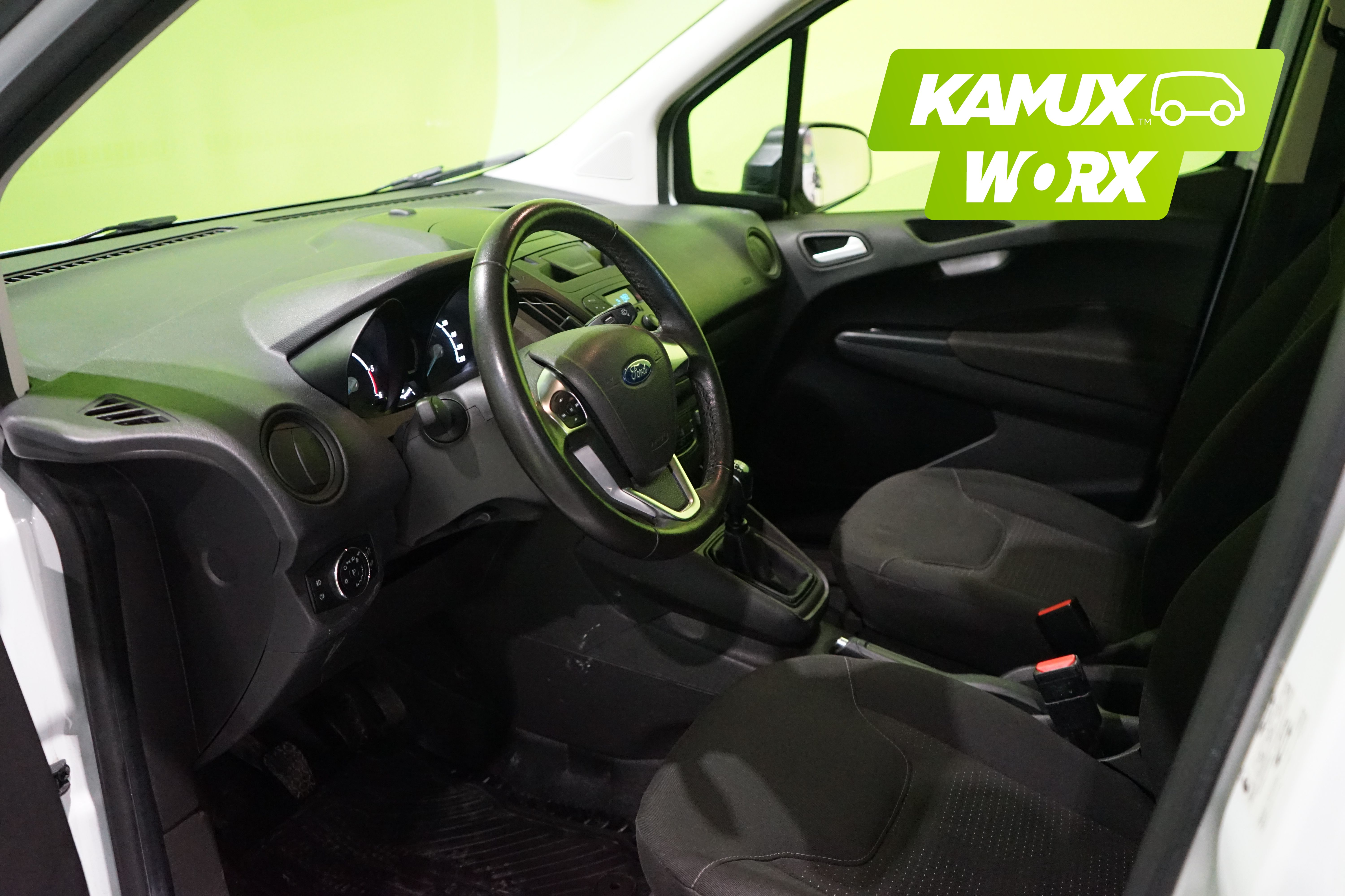 Ford Transit Courier 2020