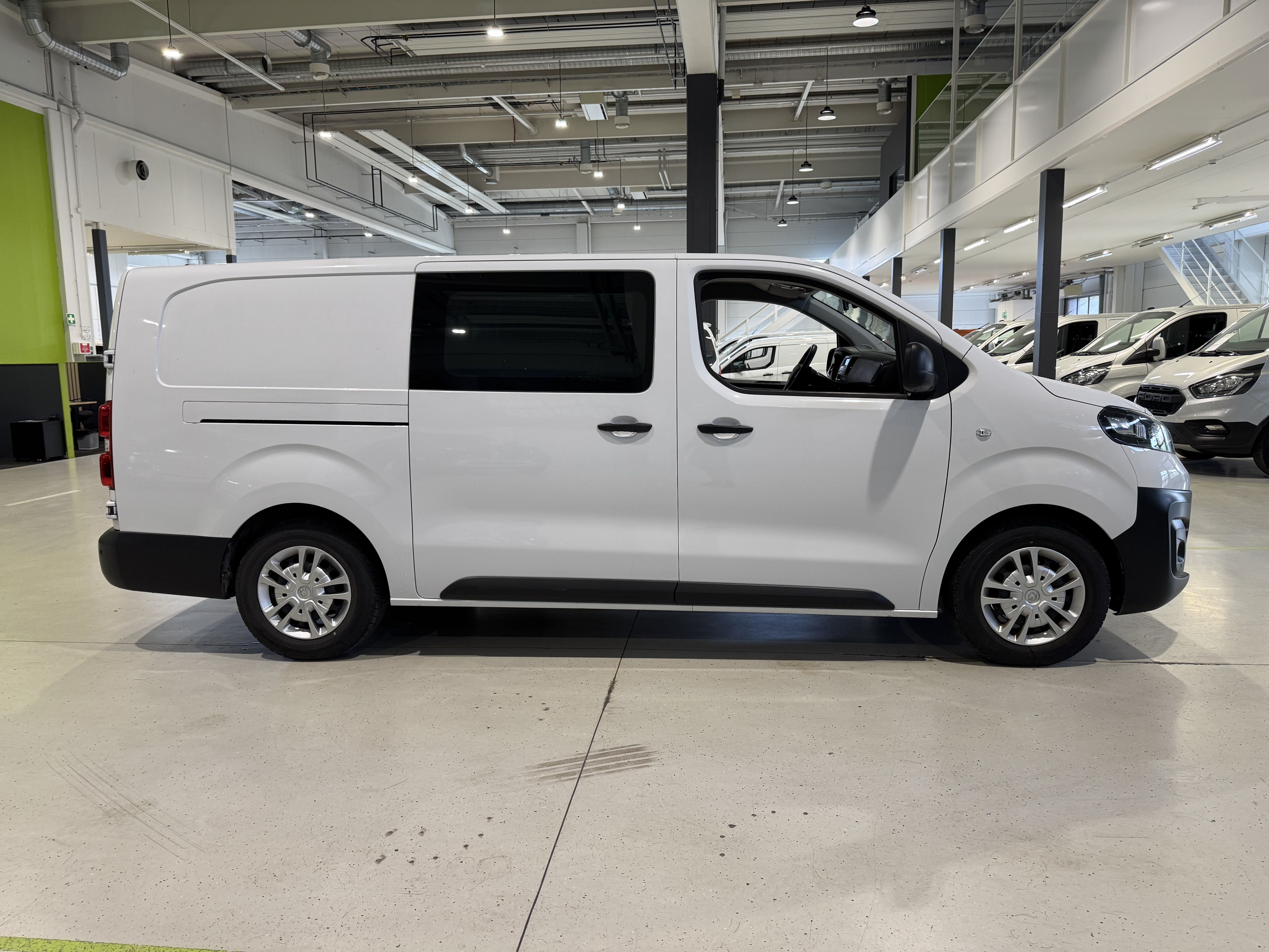 Opel Vivaro-e 2023