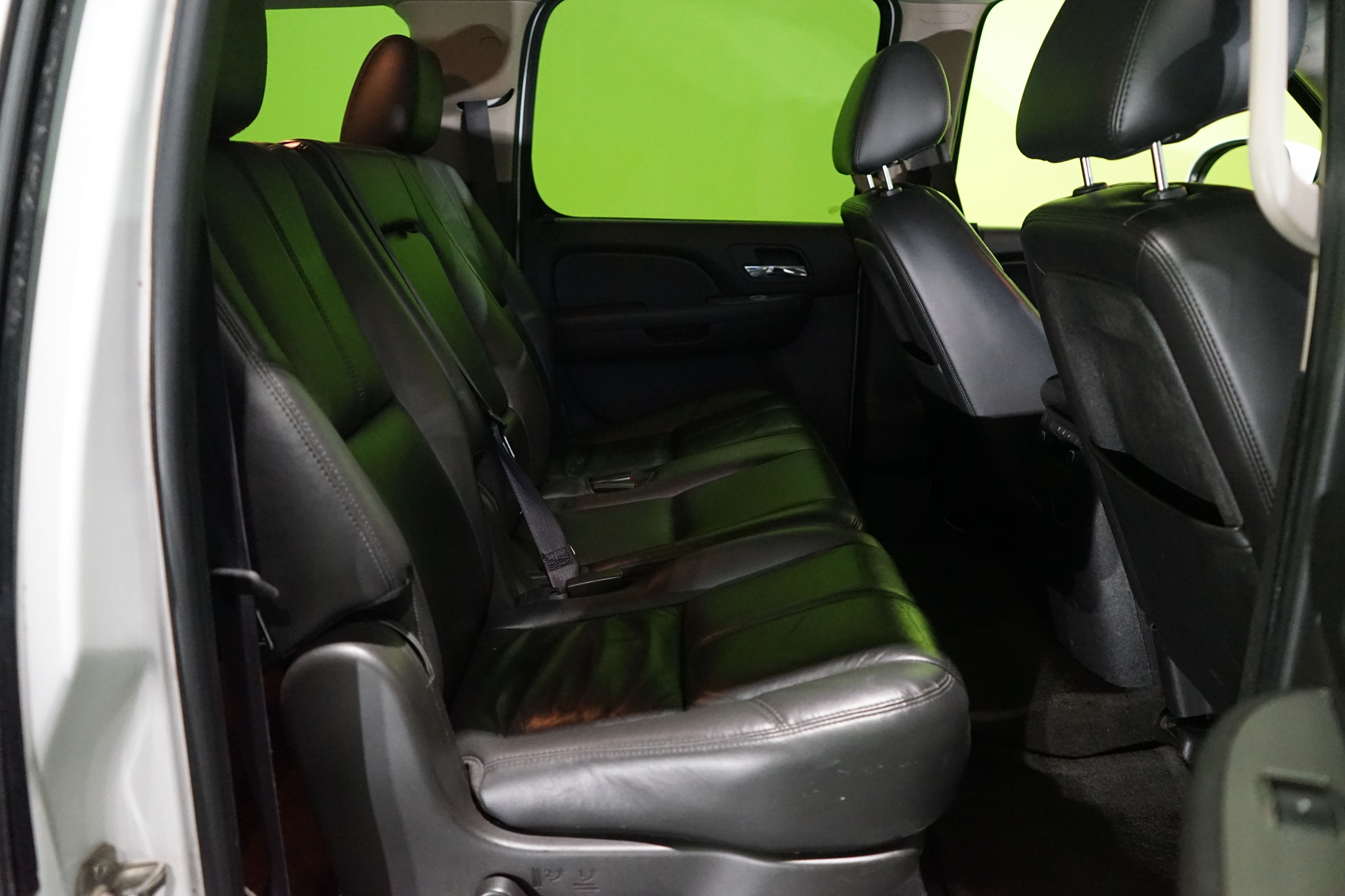 Chevrolet Suburban 2010