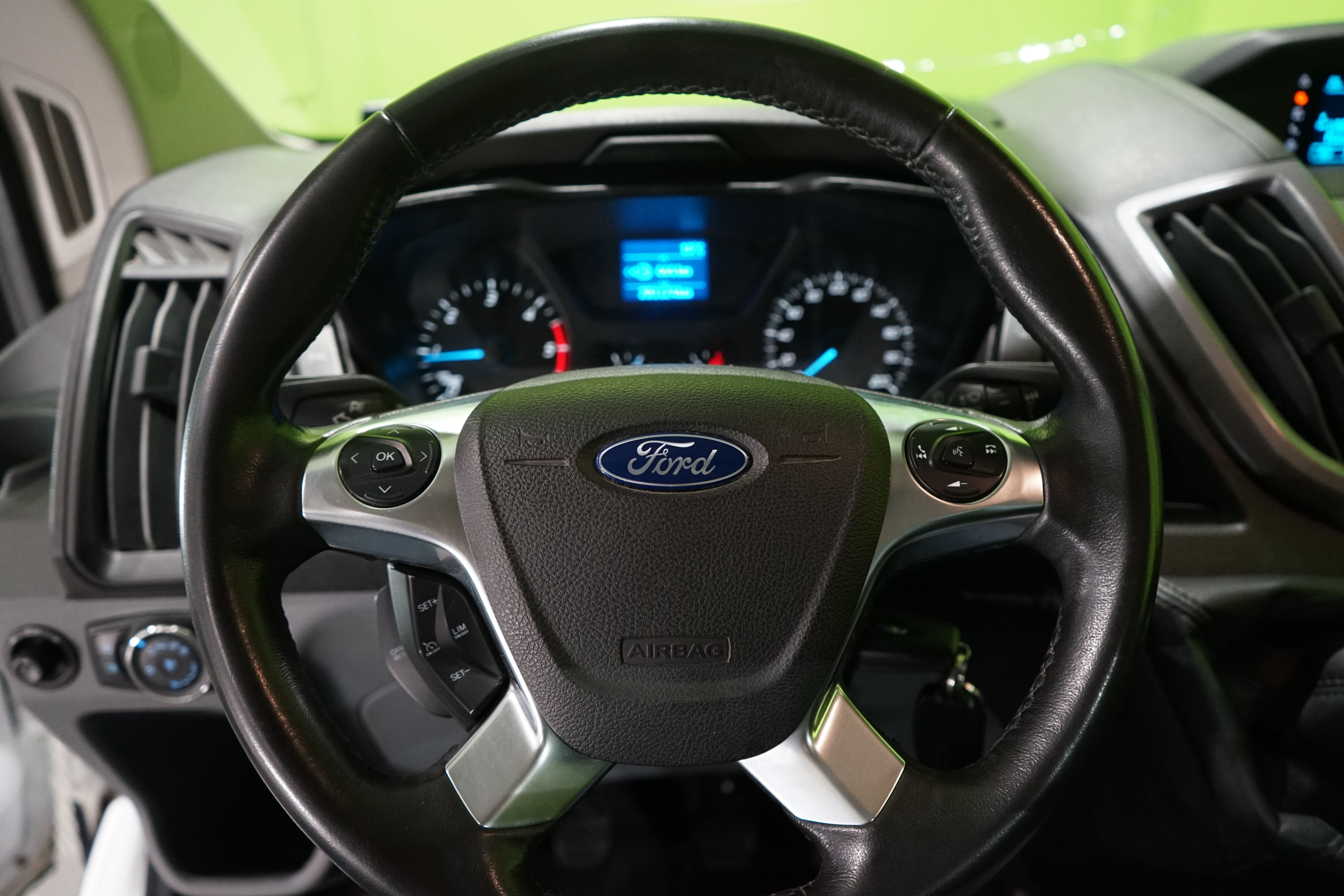Ford Transit 2016