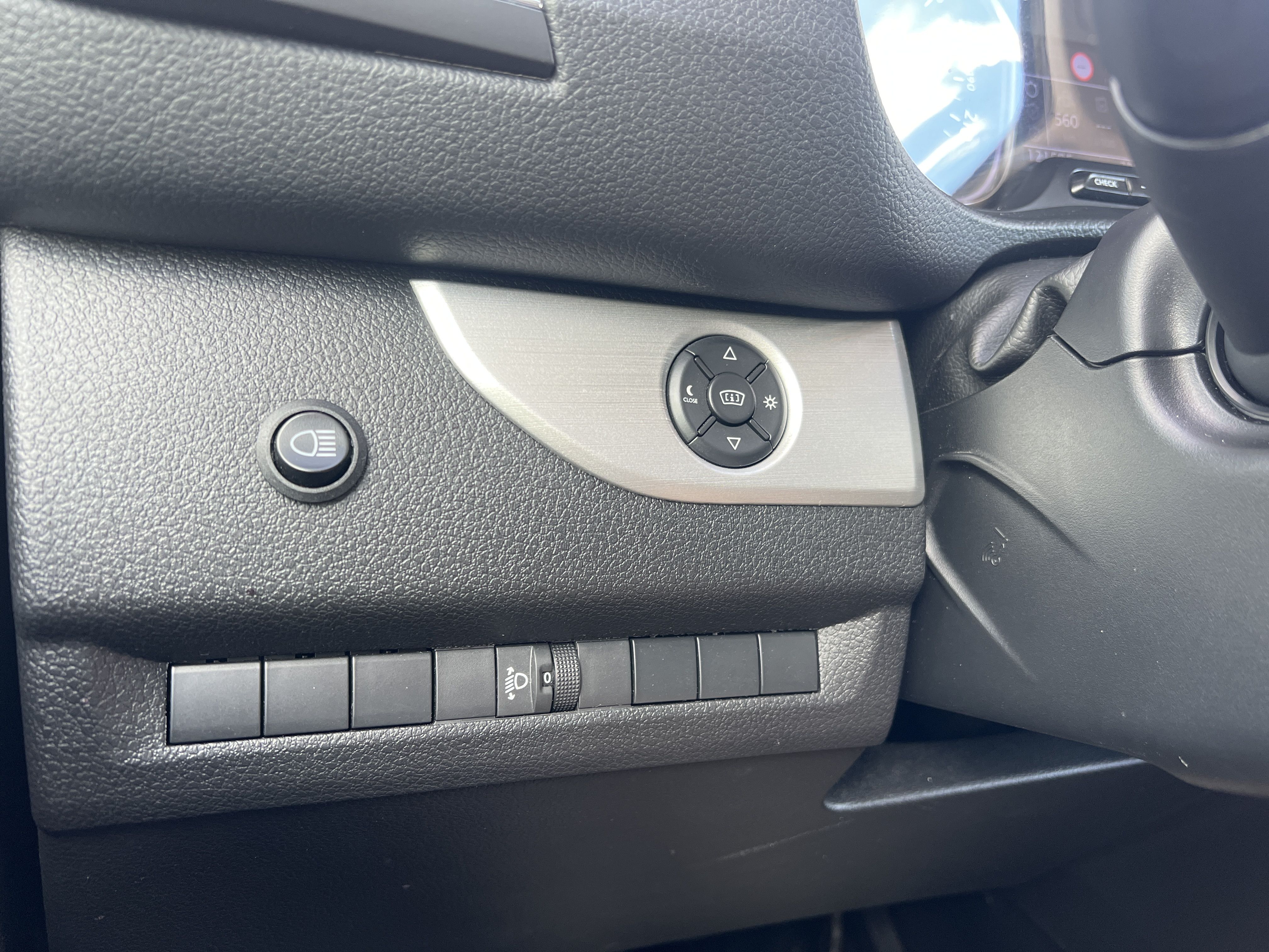 Peugeot Traveller 2022