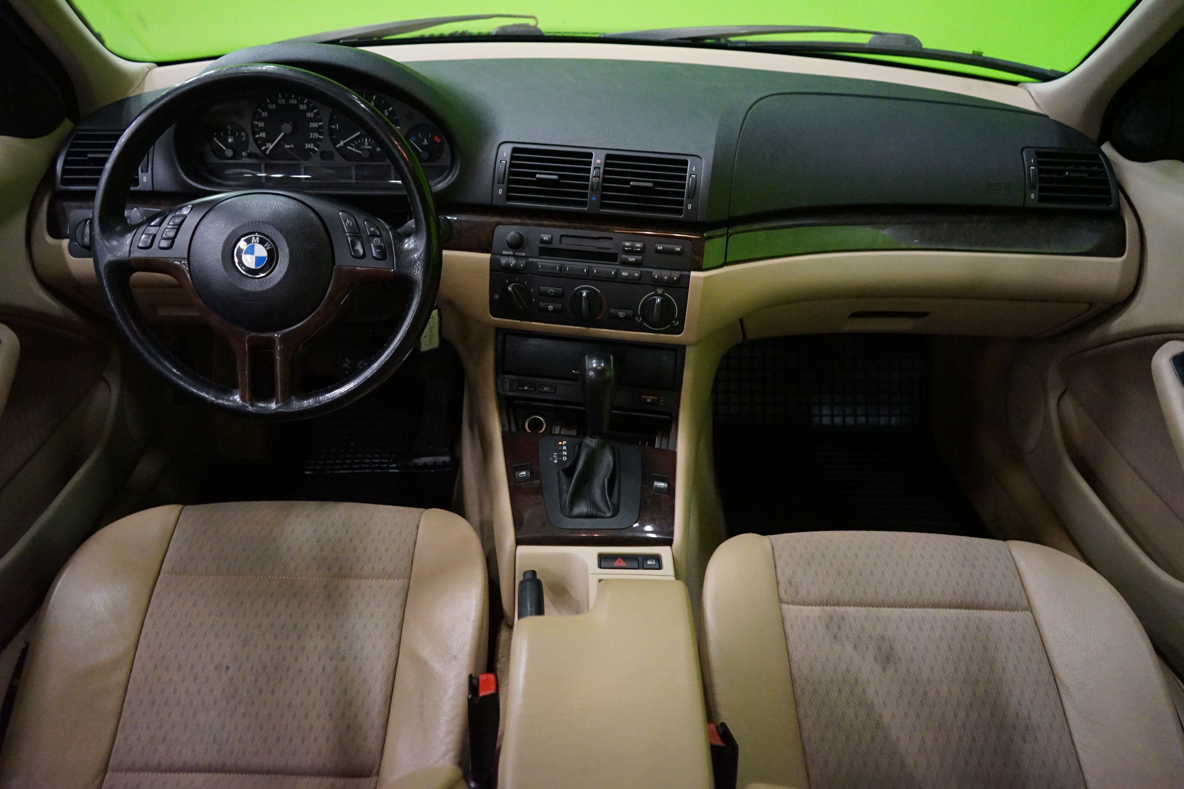 BMW 318 2001