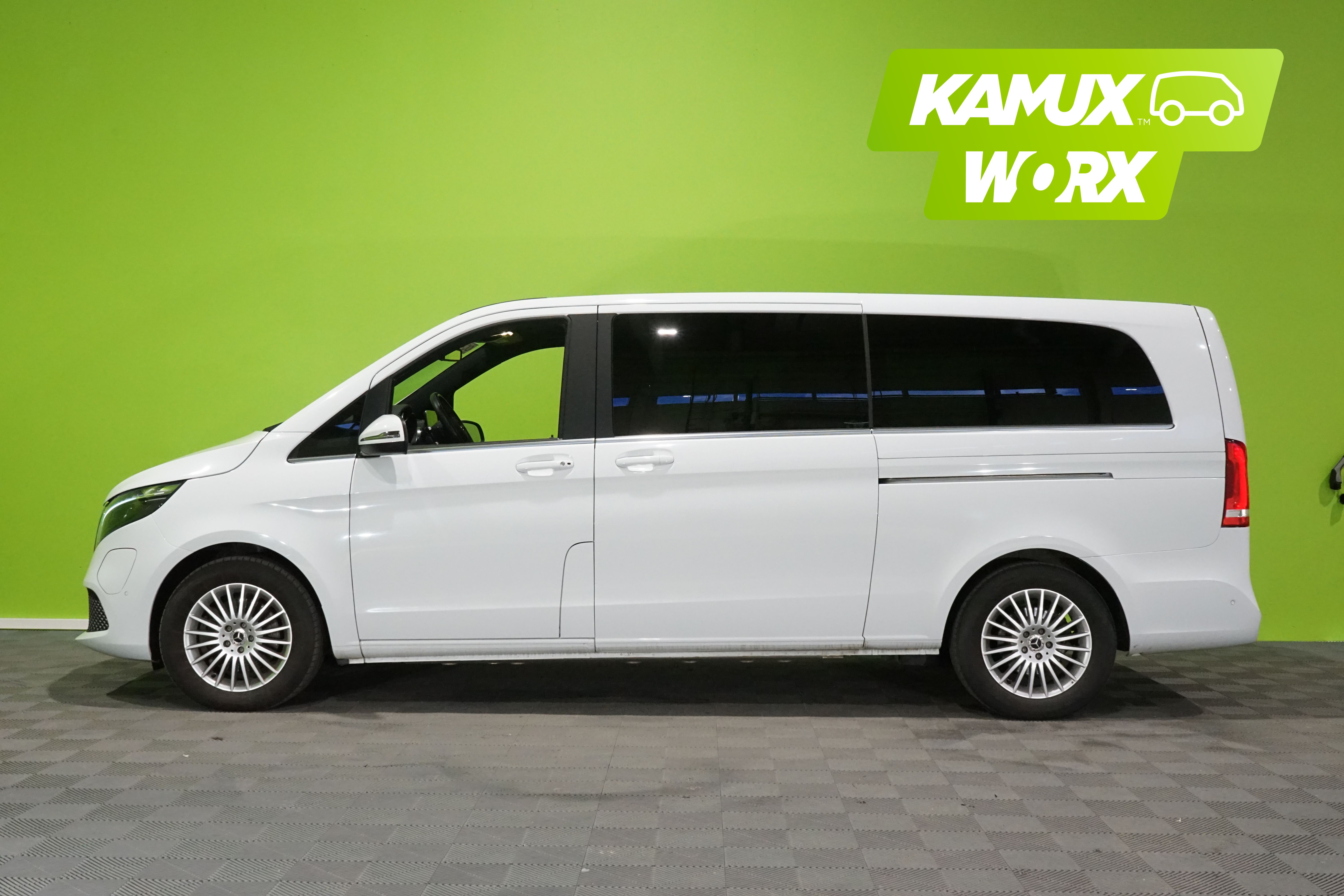 Mercedes-Benz EQV 300 2023