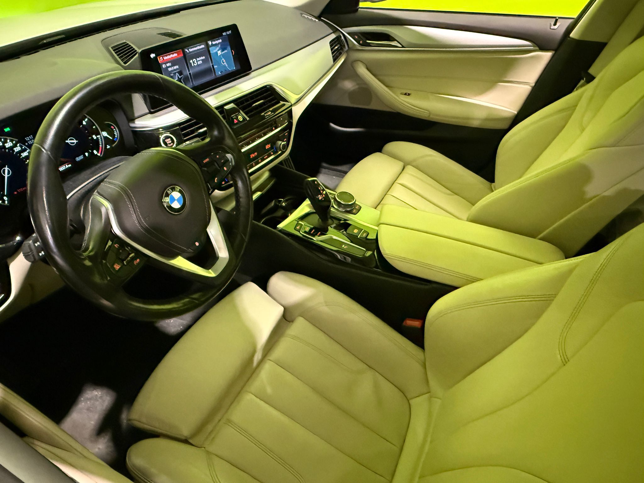 BMW 520 2019