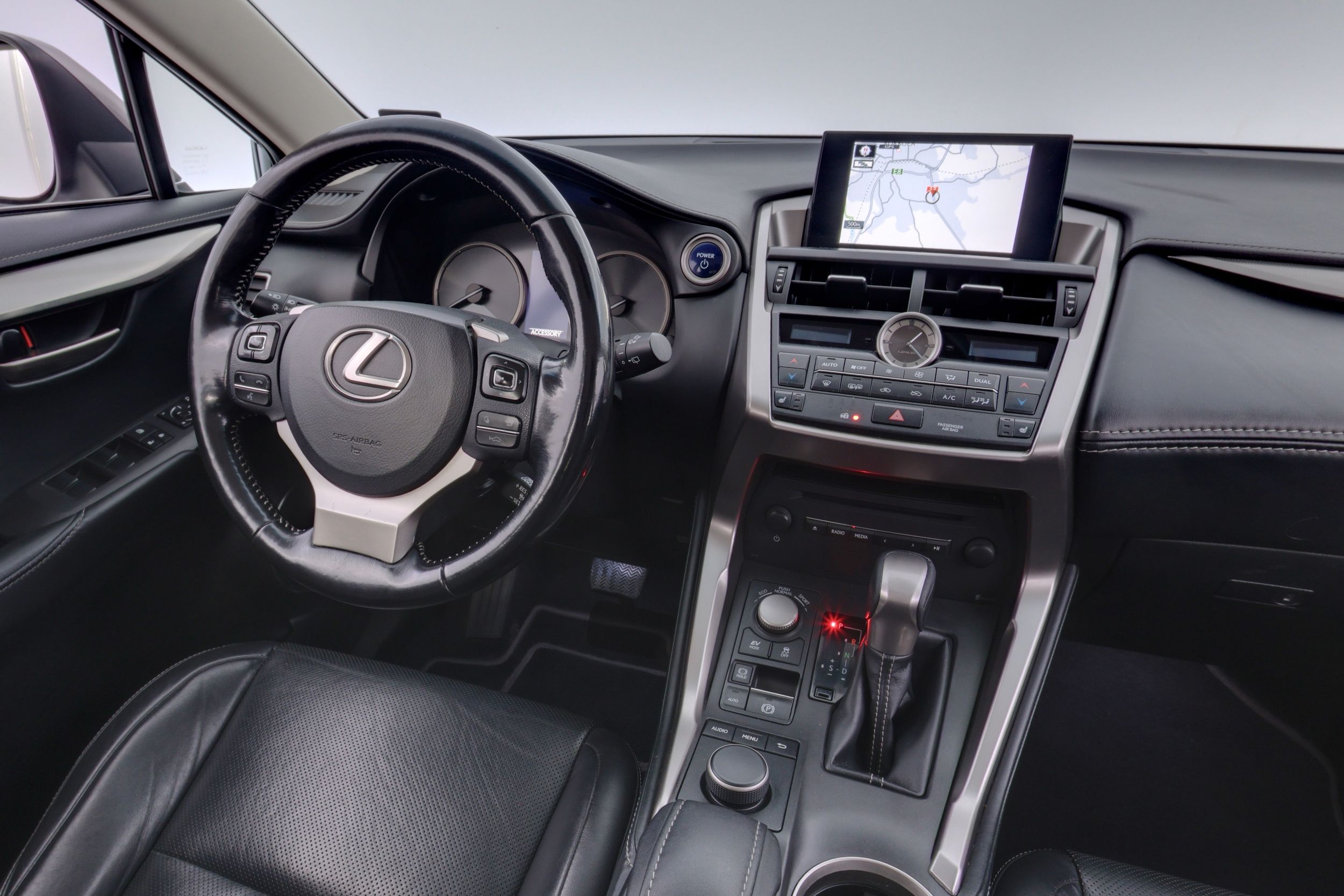 Lexus NX 2016
