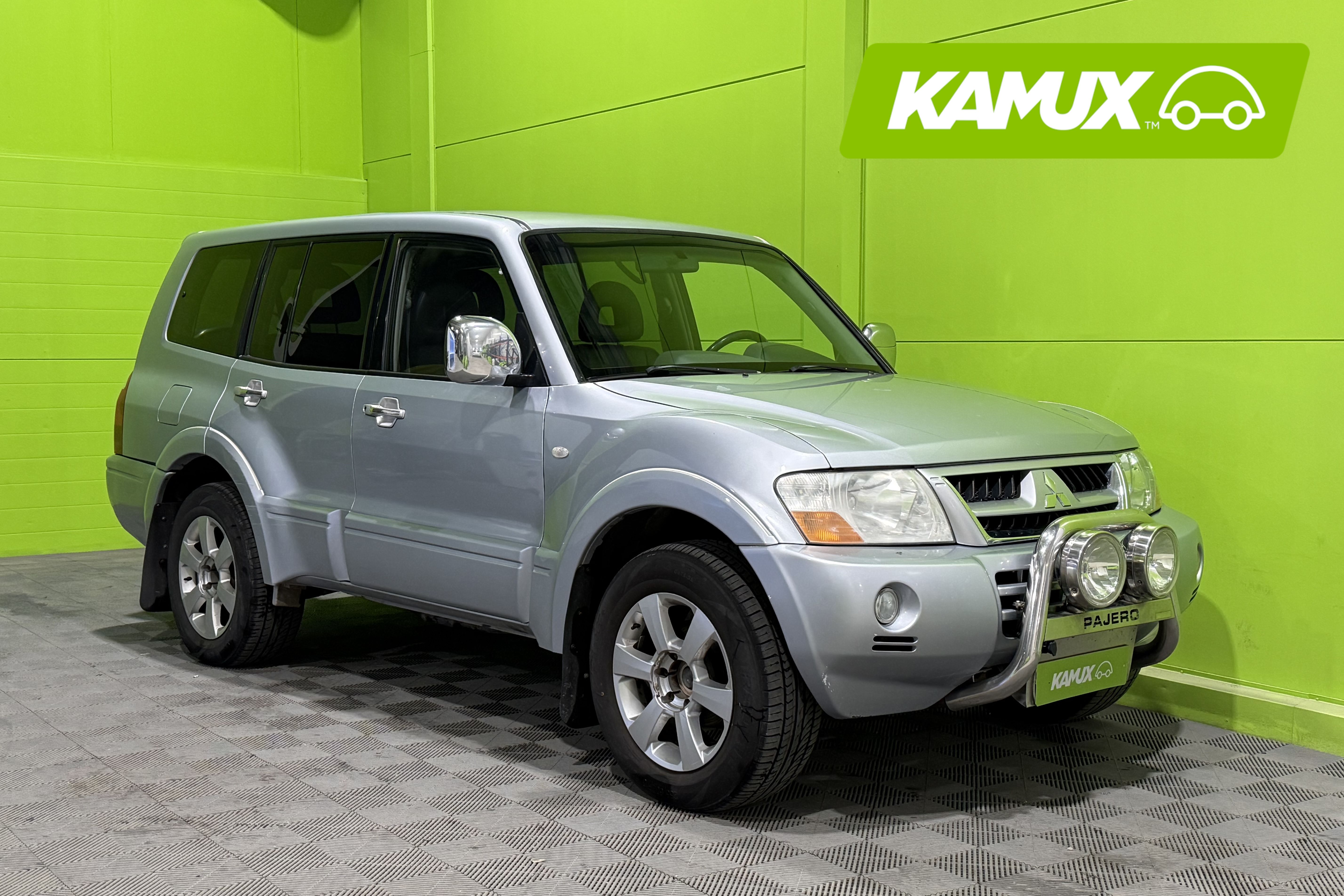 Mitsubishi Pajero 2004
