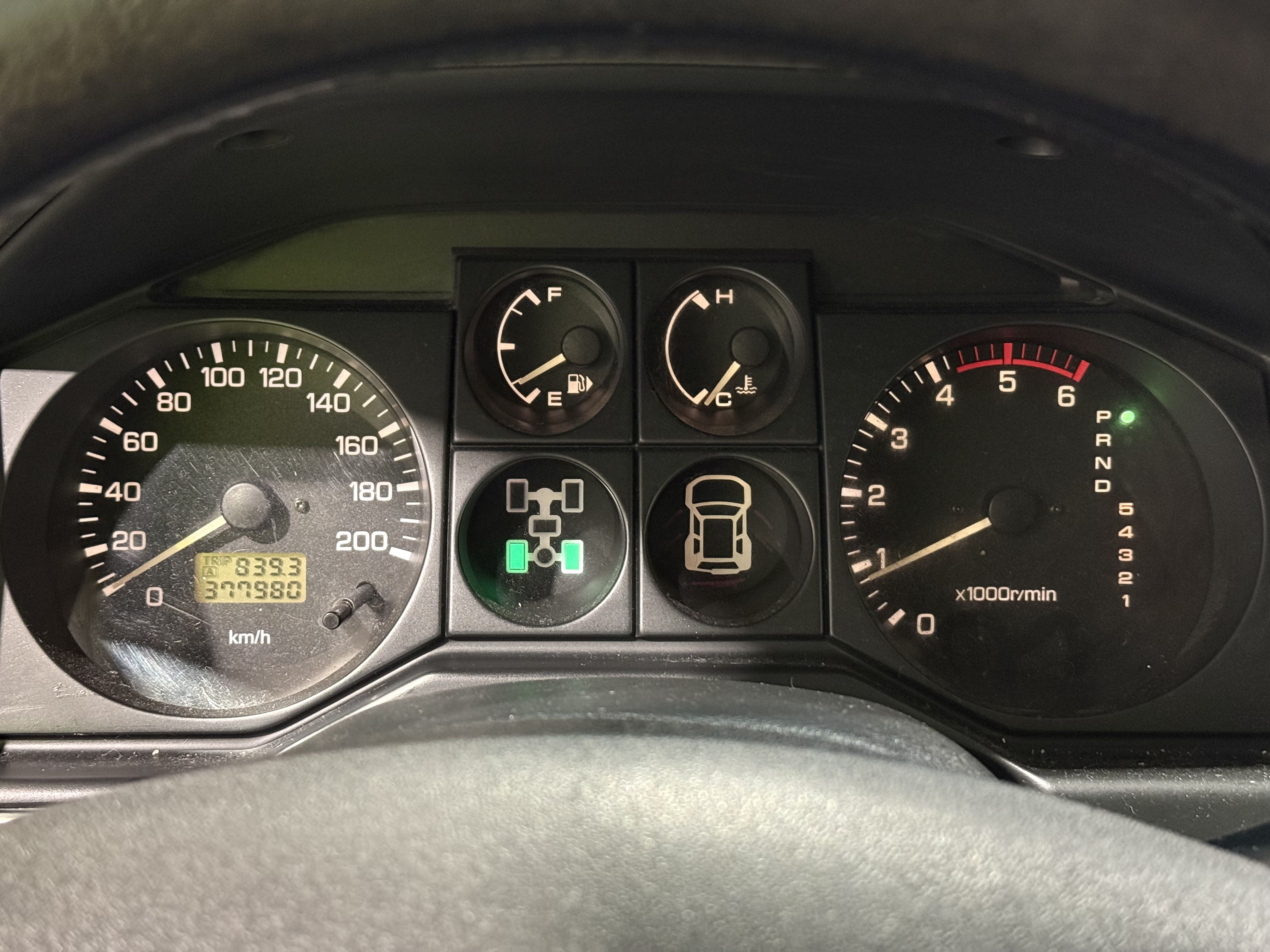 Mitsubishi Pajero 2004