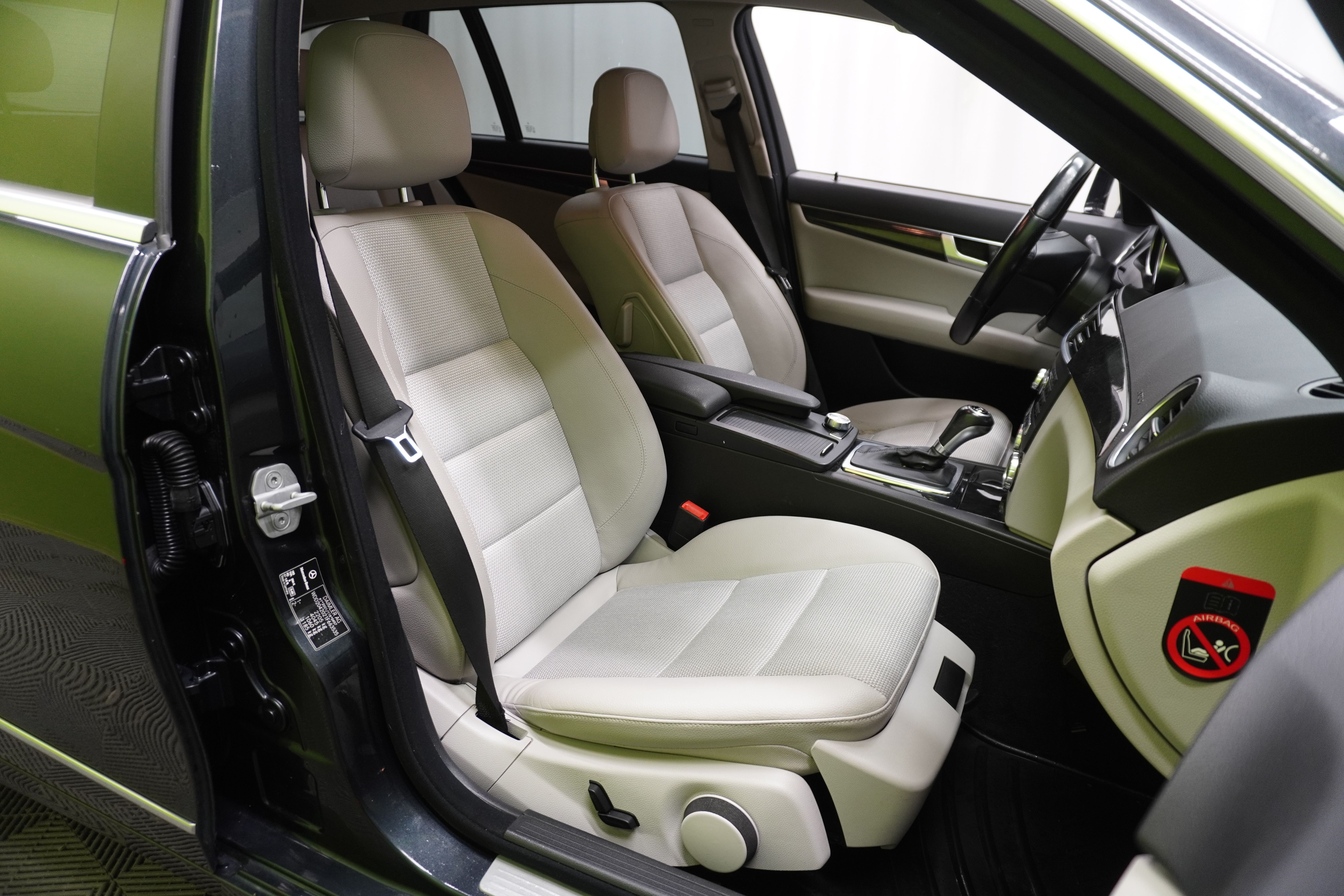 Mercedes-Benz C 2011