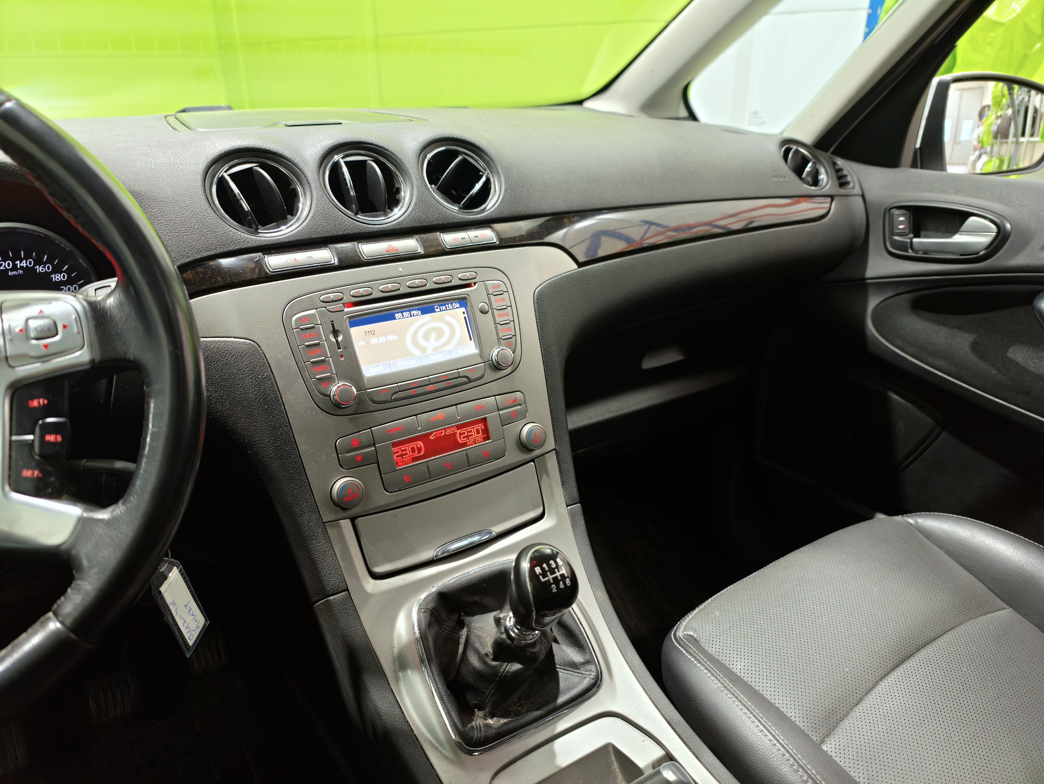 Ford Galaxy 2010