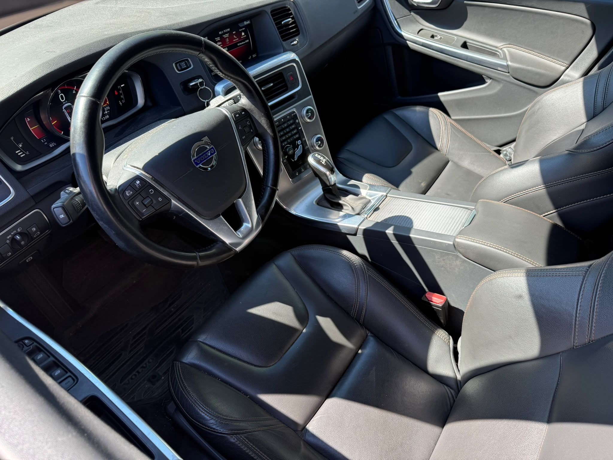 Volvo V60 Cross Country 2016