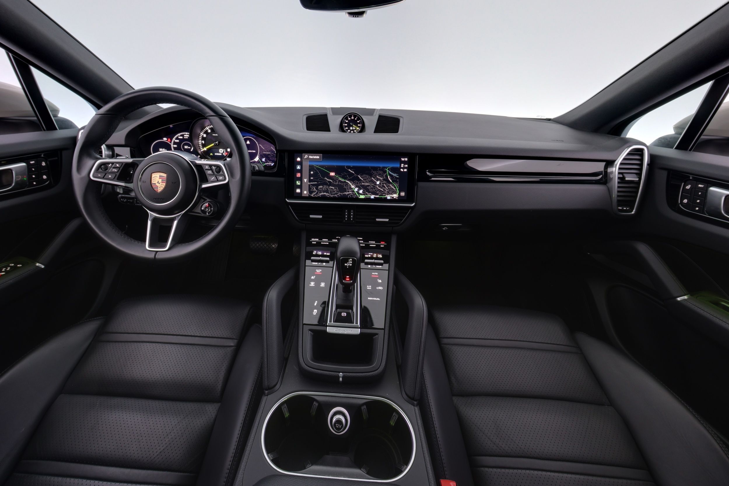 Porsche Cayenne 2023