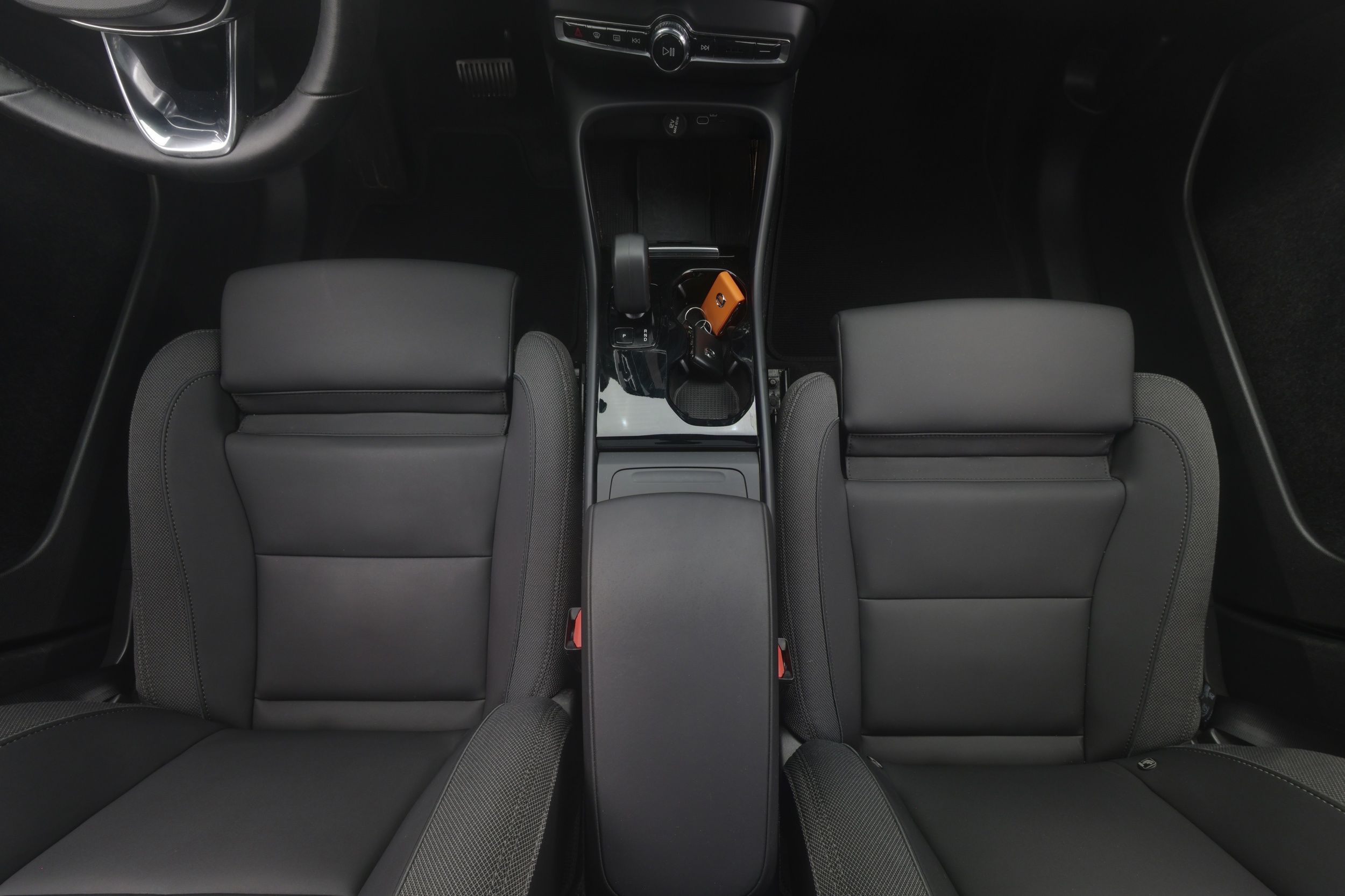 Volvo XC40 2024