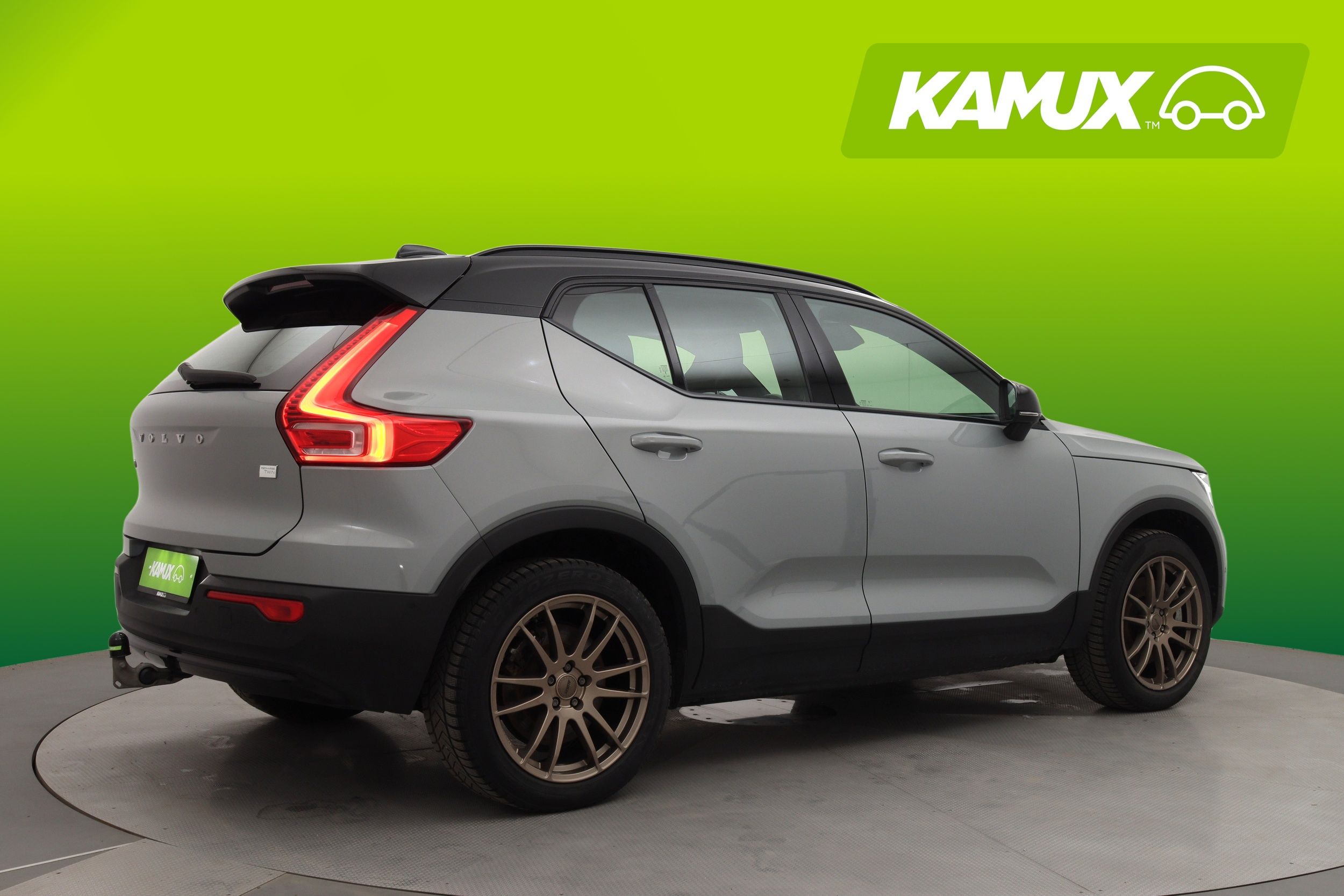Volvo XC40 2024