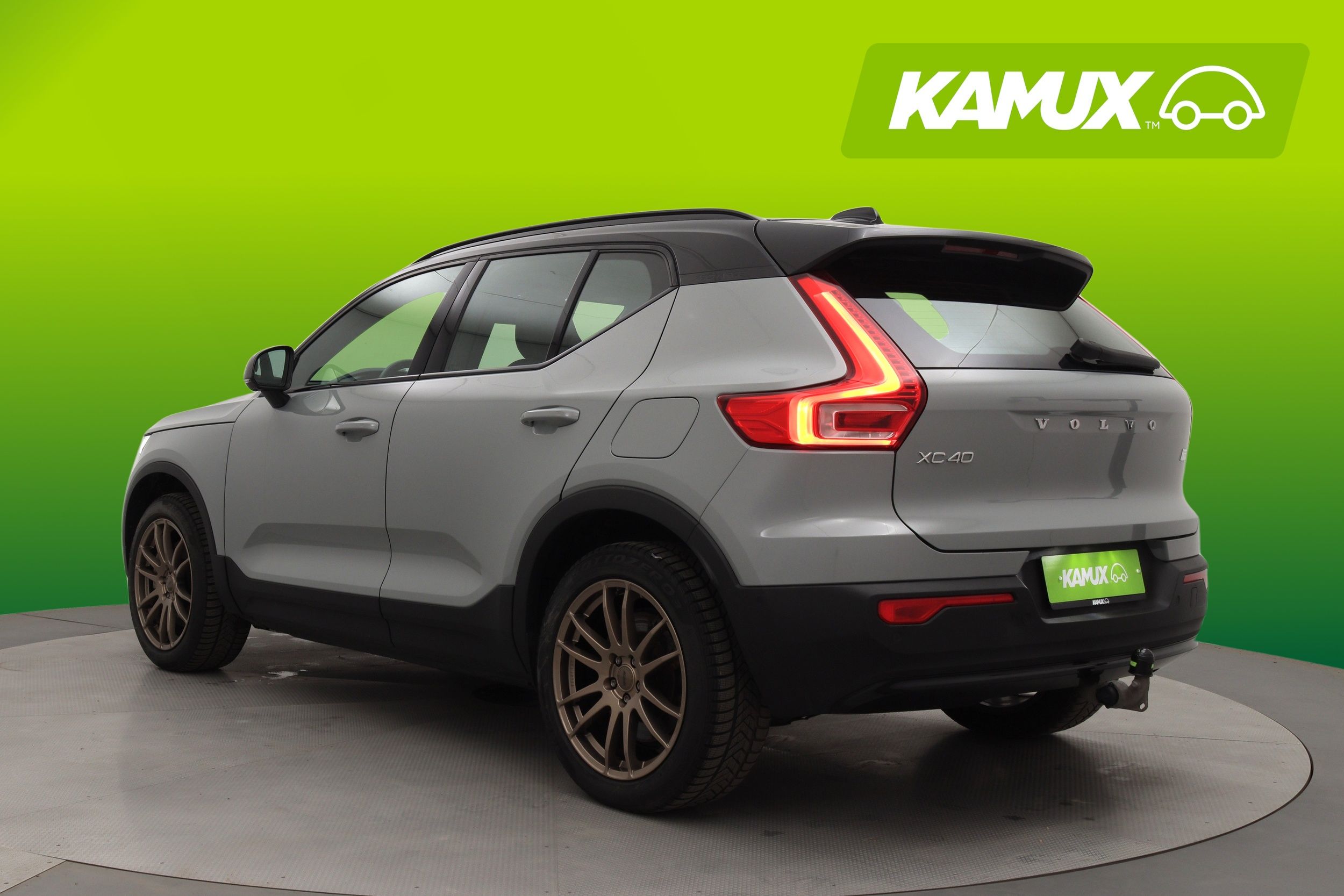 Volvo XC40 2024