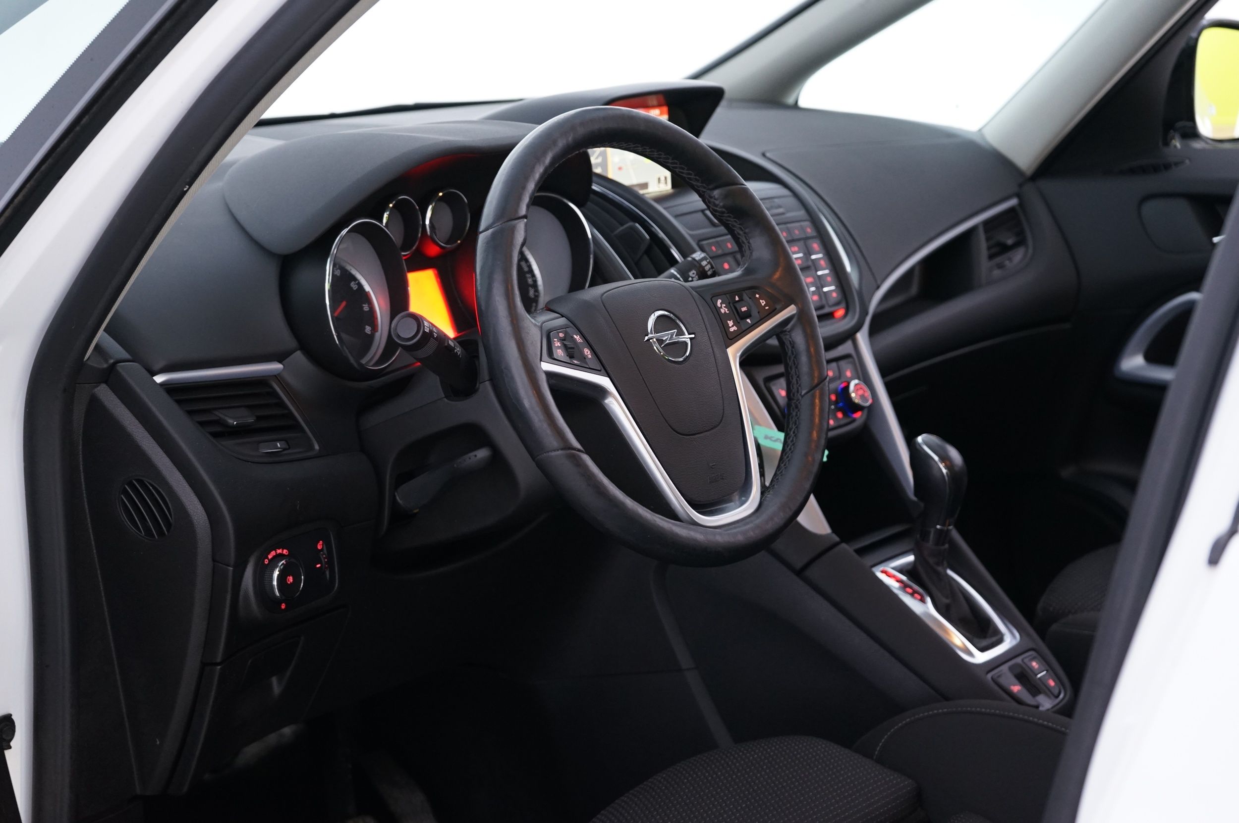 Opel Zafira Tourer 2016