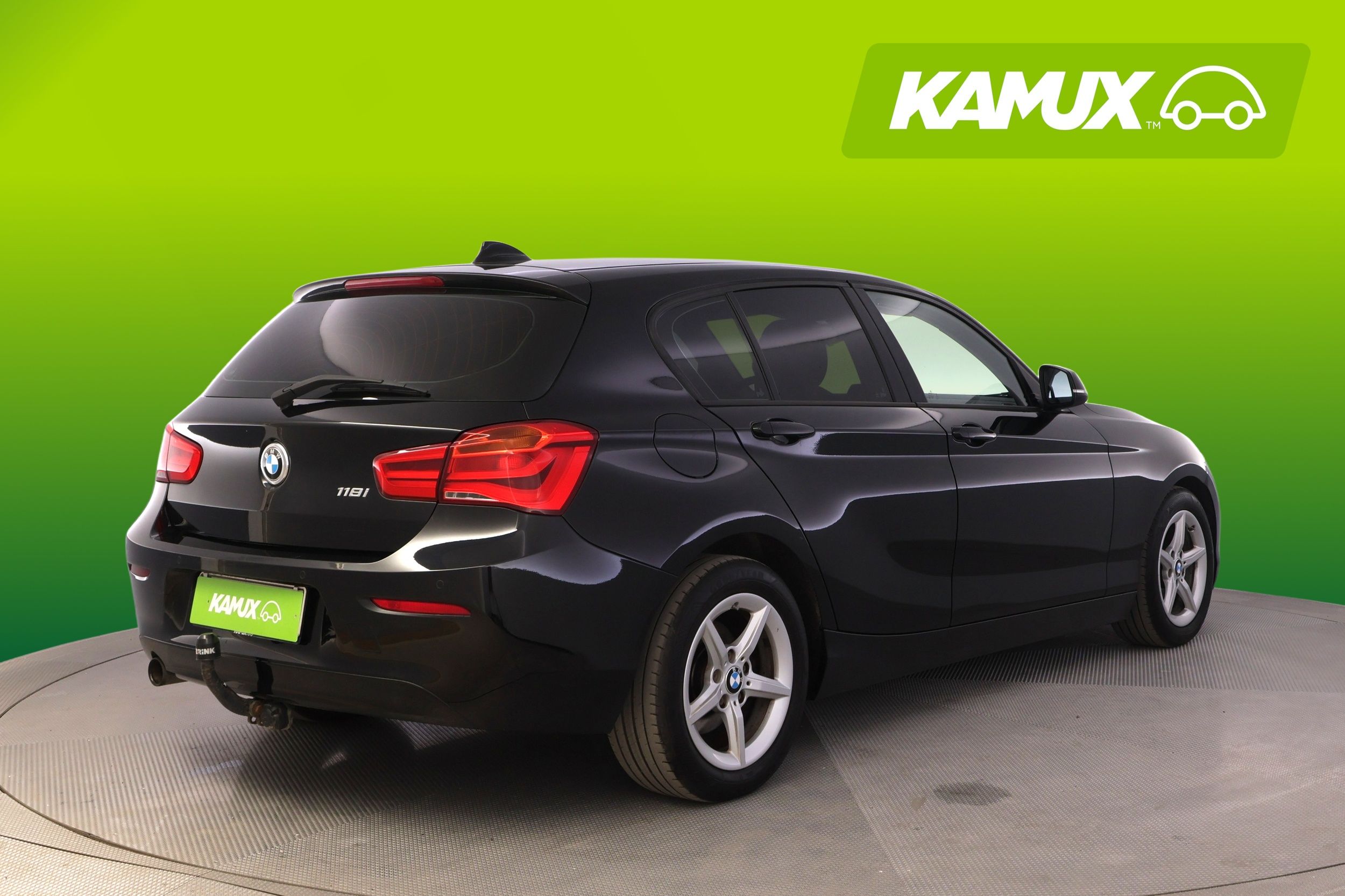 BMW 118 2016