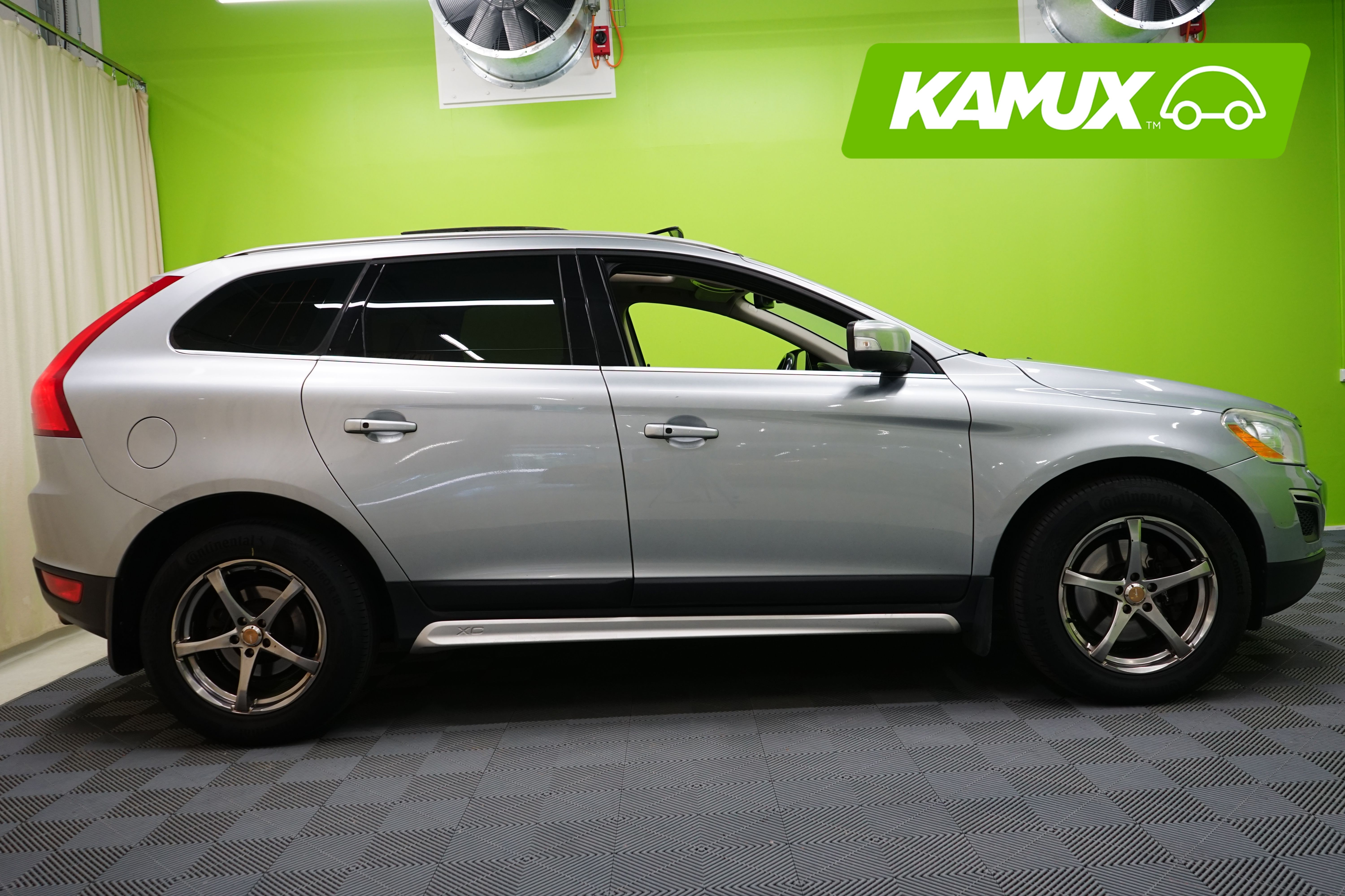 Volvo XC60 2012
