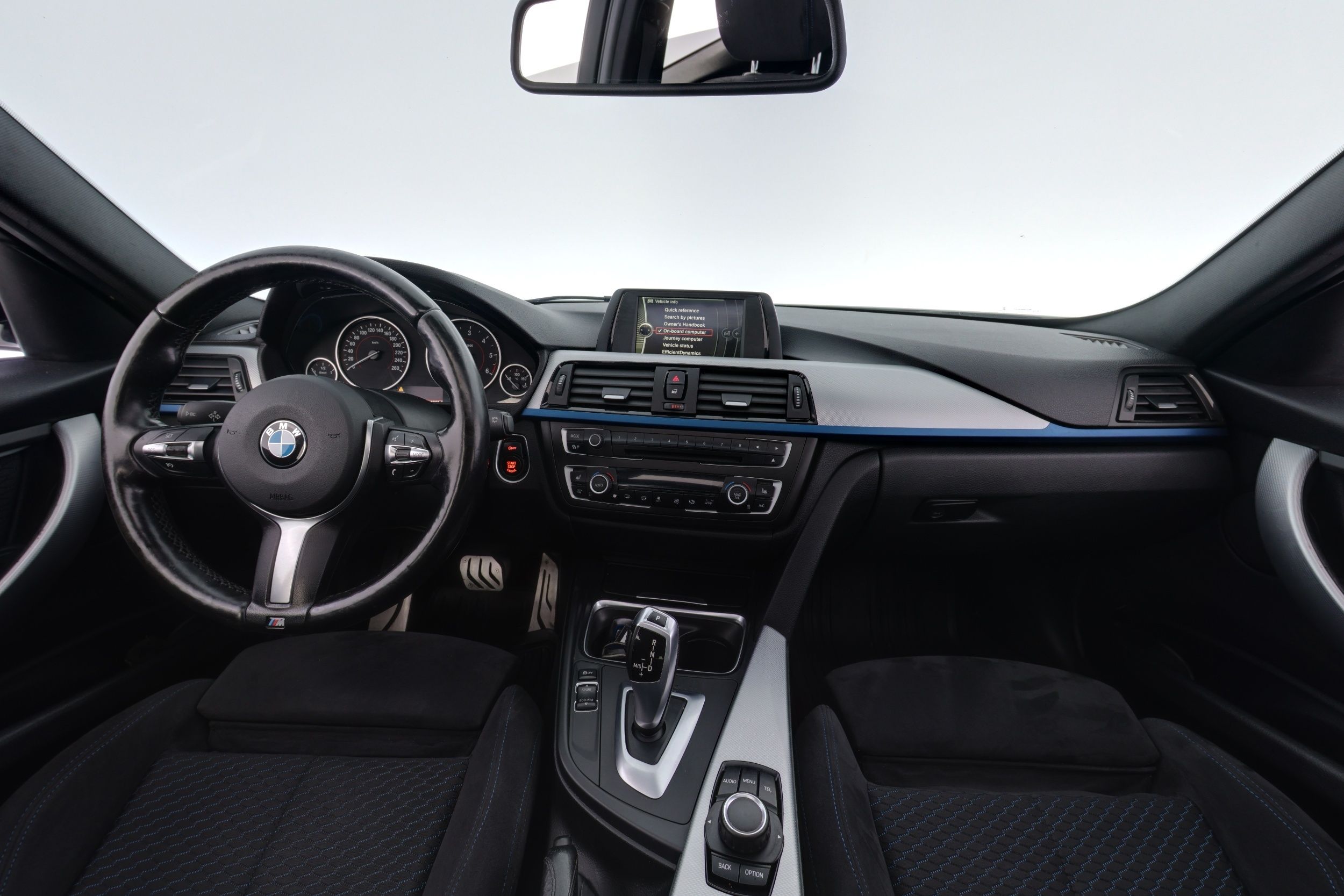 BMW 320 2012