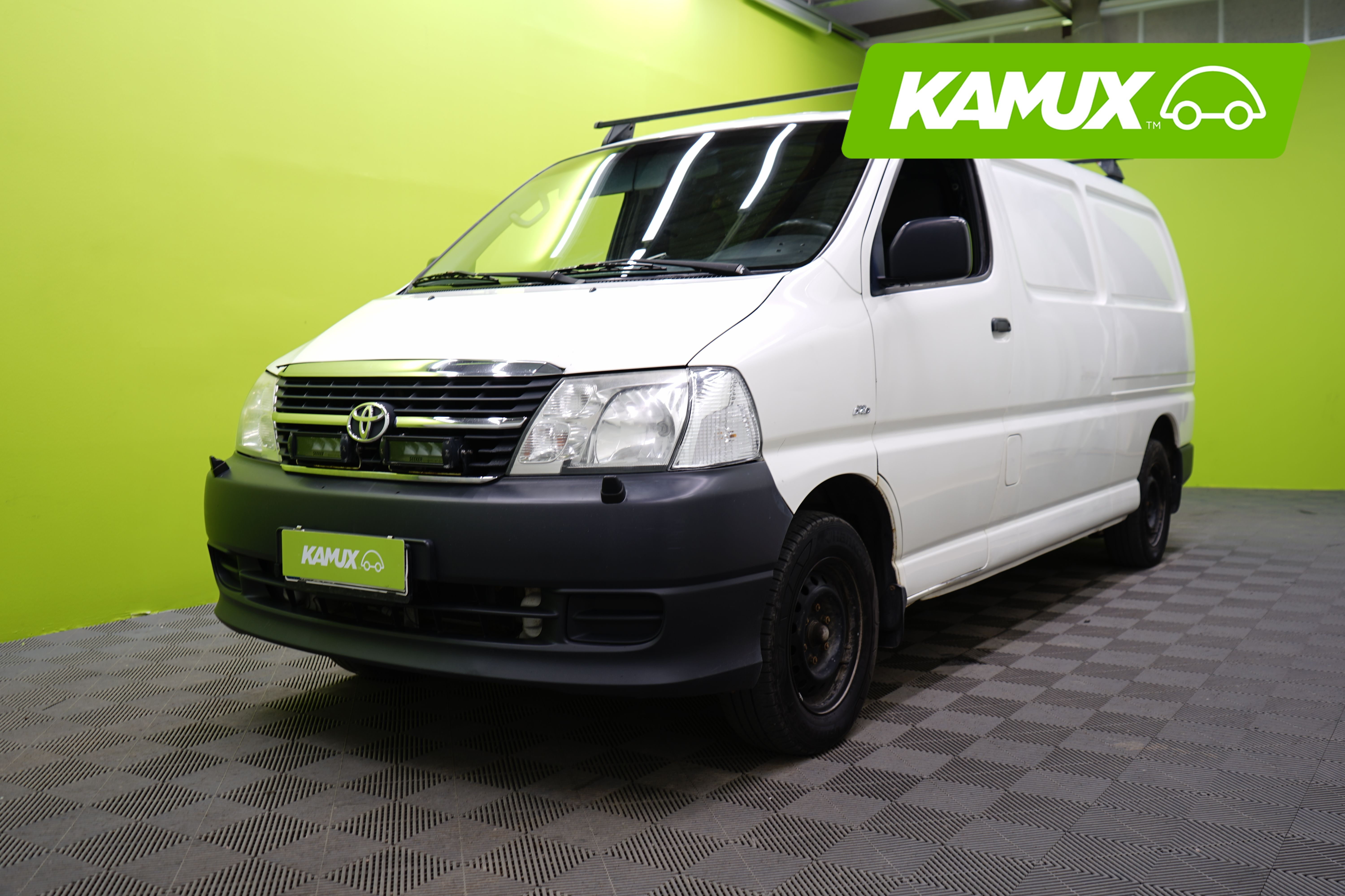 Toyota Hiace 2011