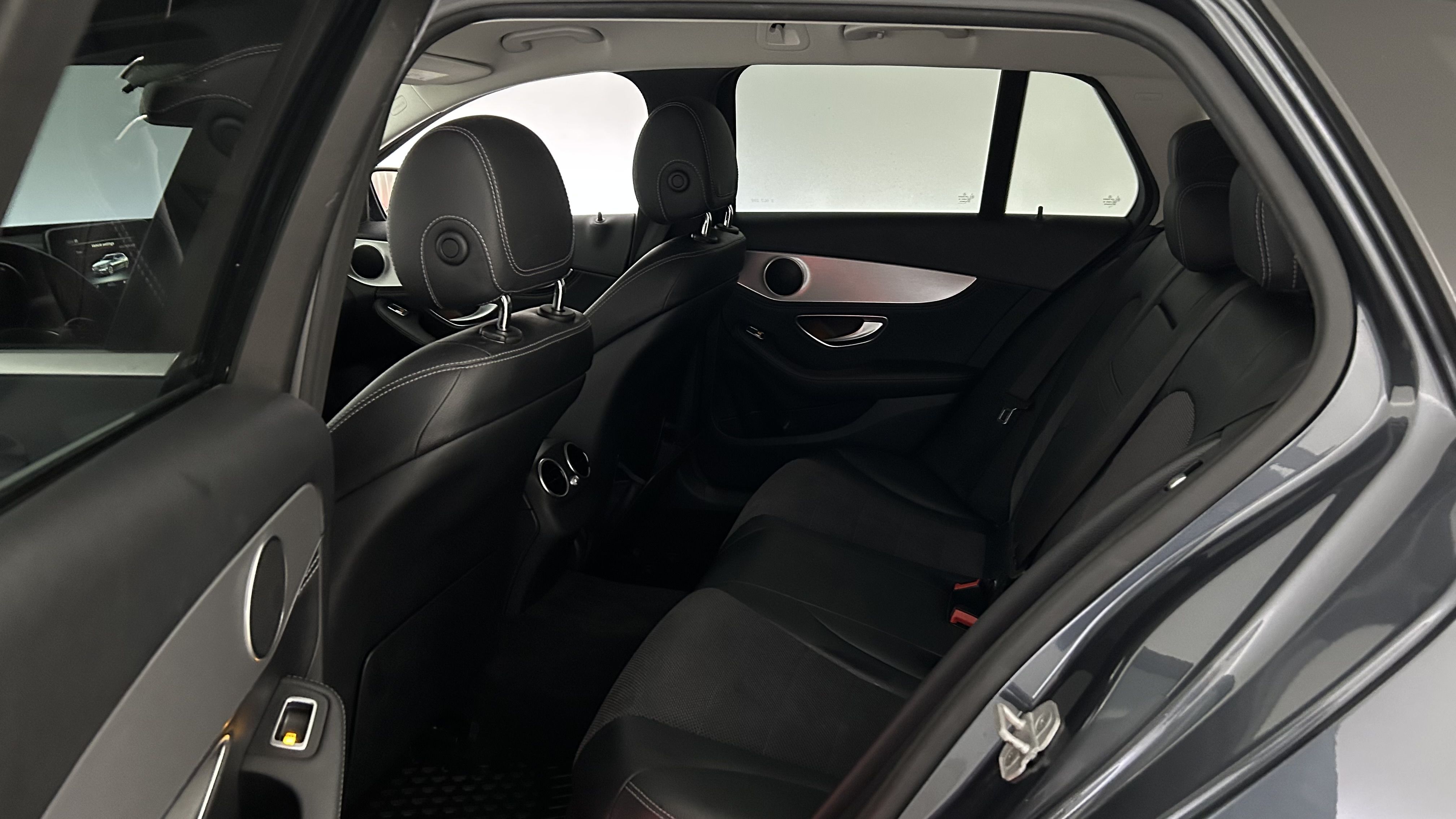 Mercedes-Benz C 2015