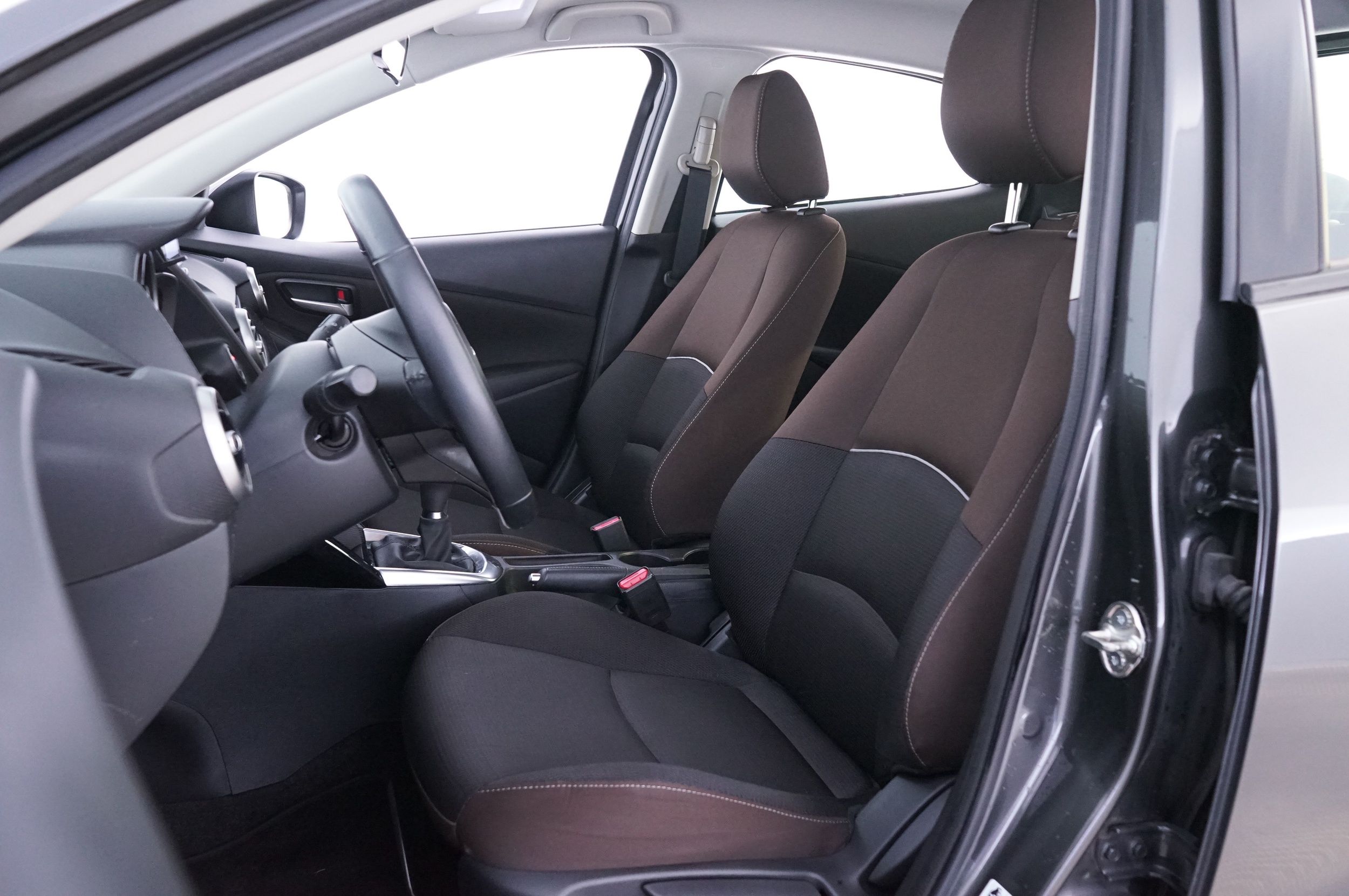 Mazda 2 2020