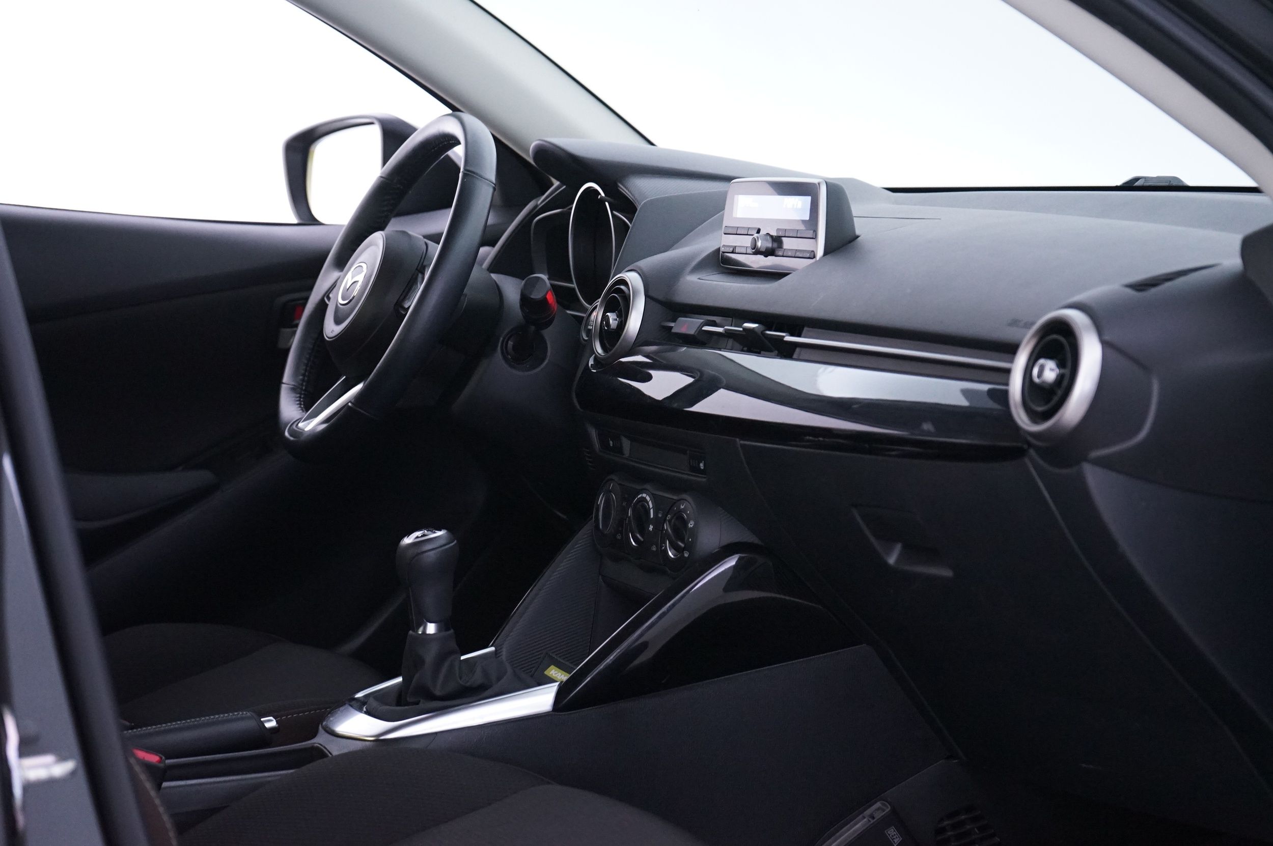 Mazda 2 2020