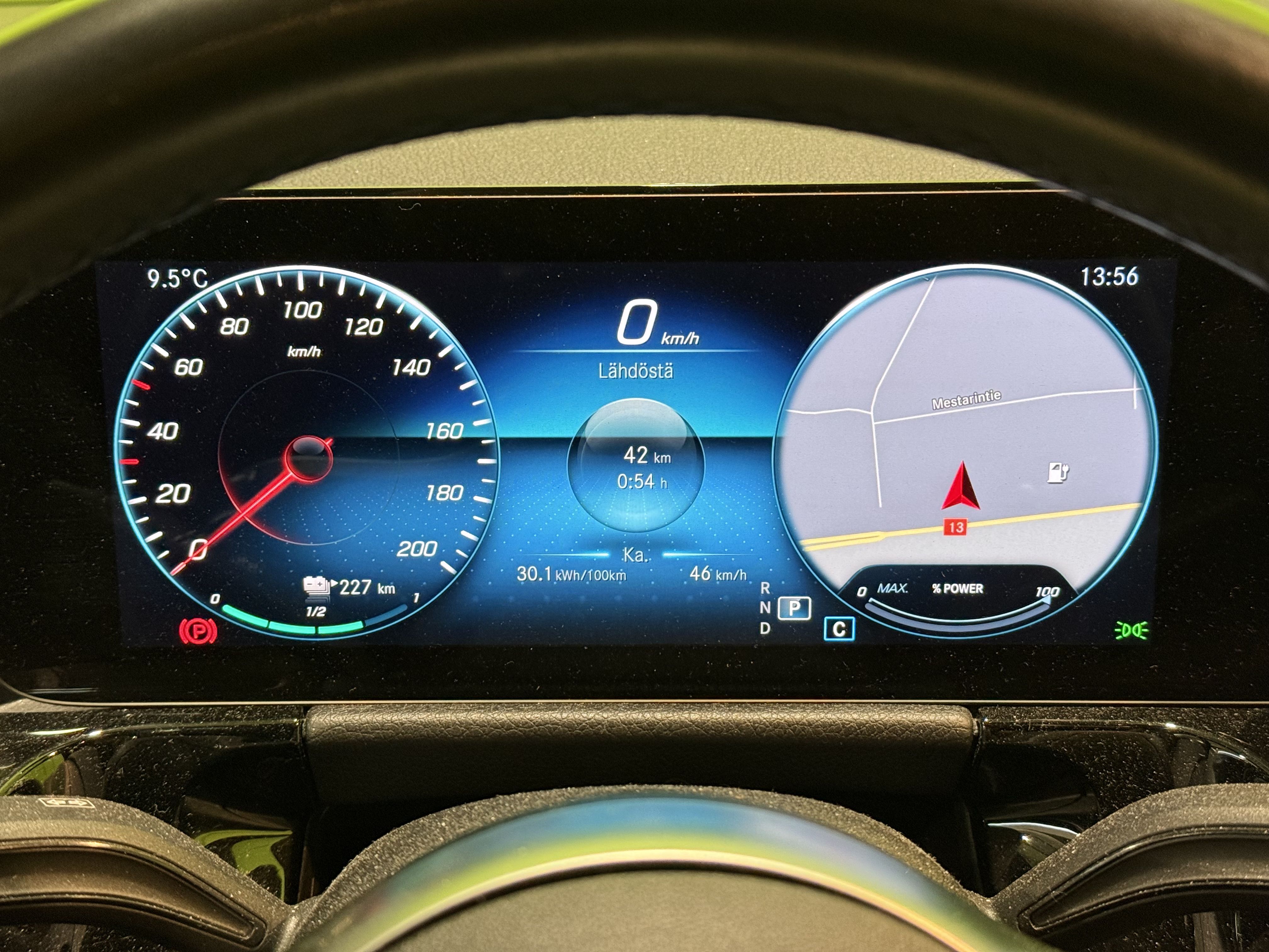 Mercedes-Benz EQA 2021