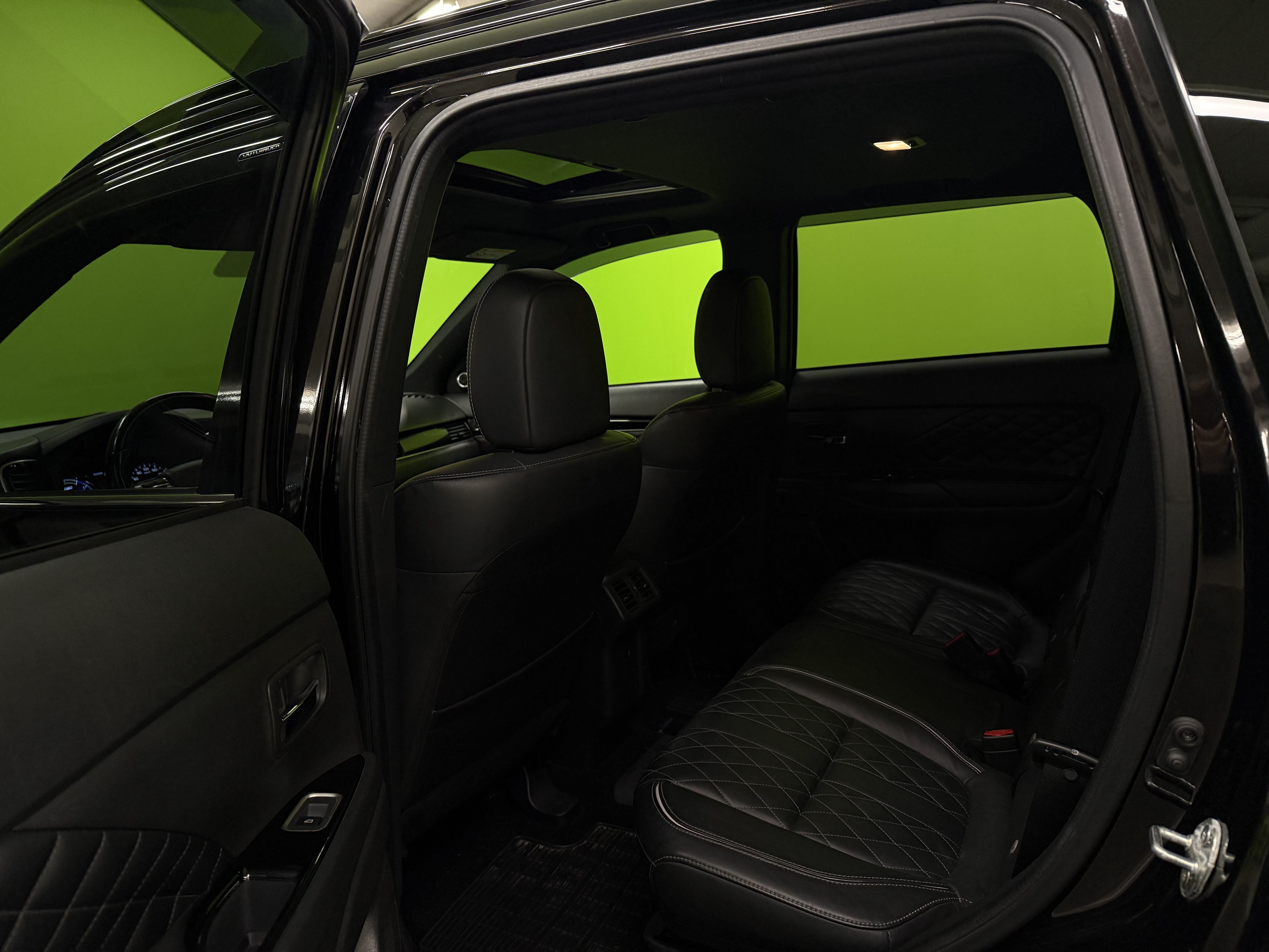 Mitsubishi Outlander PHEV 2019
