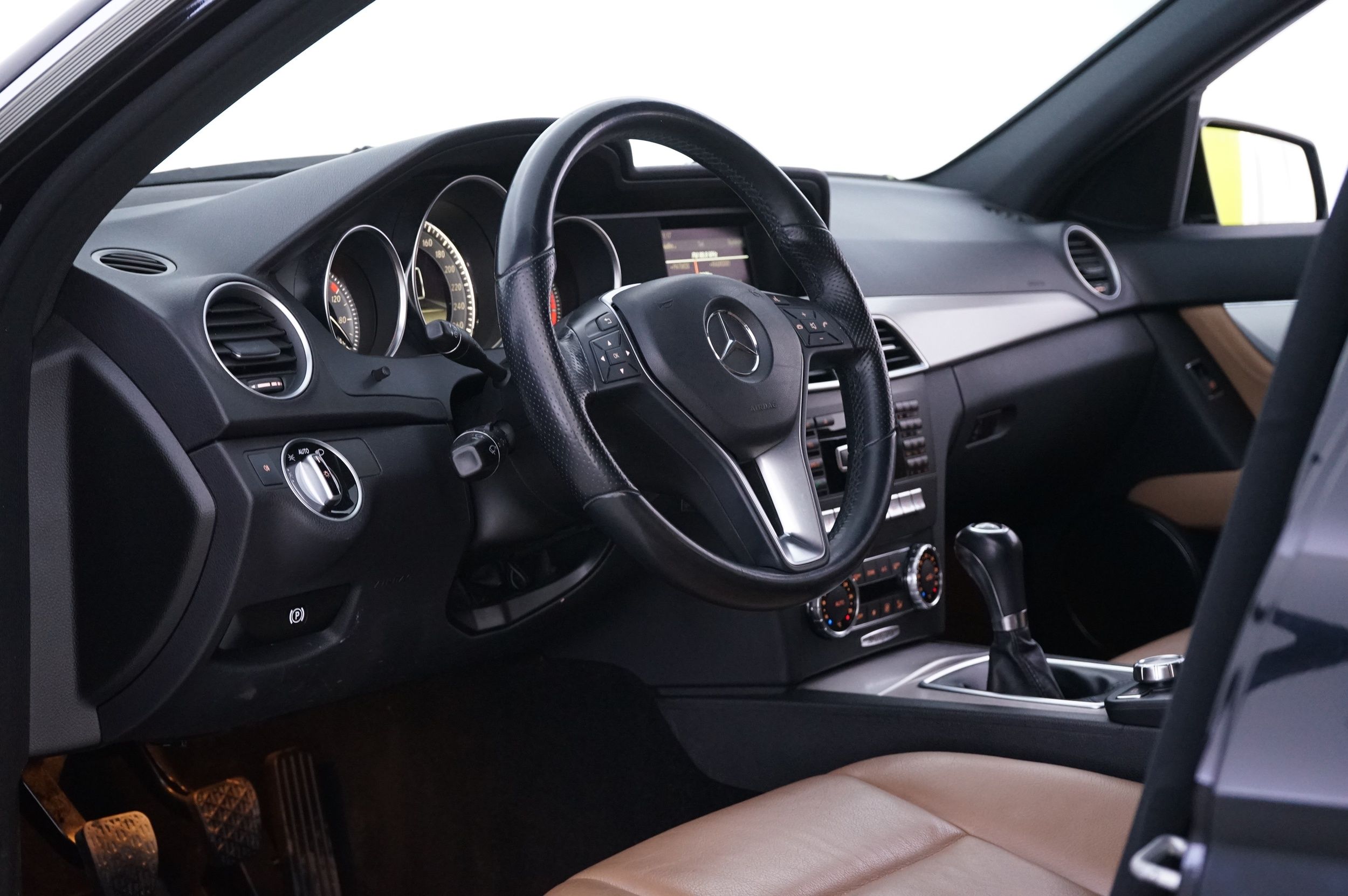 Mercedes-Benz C 2011