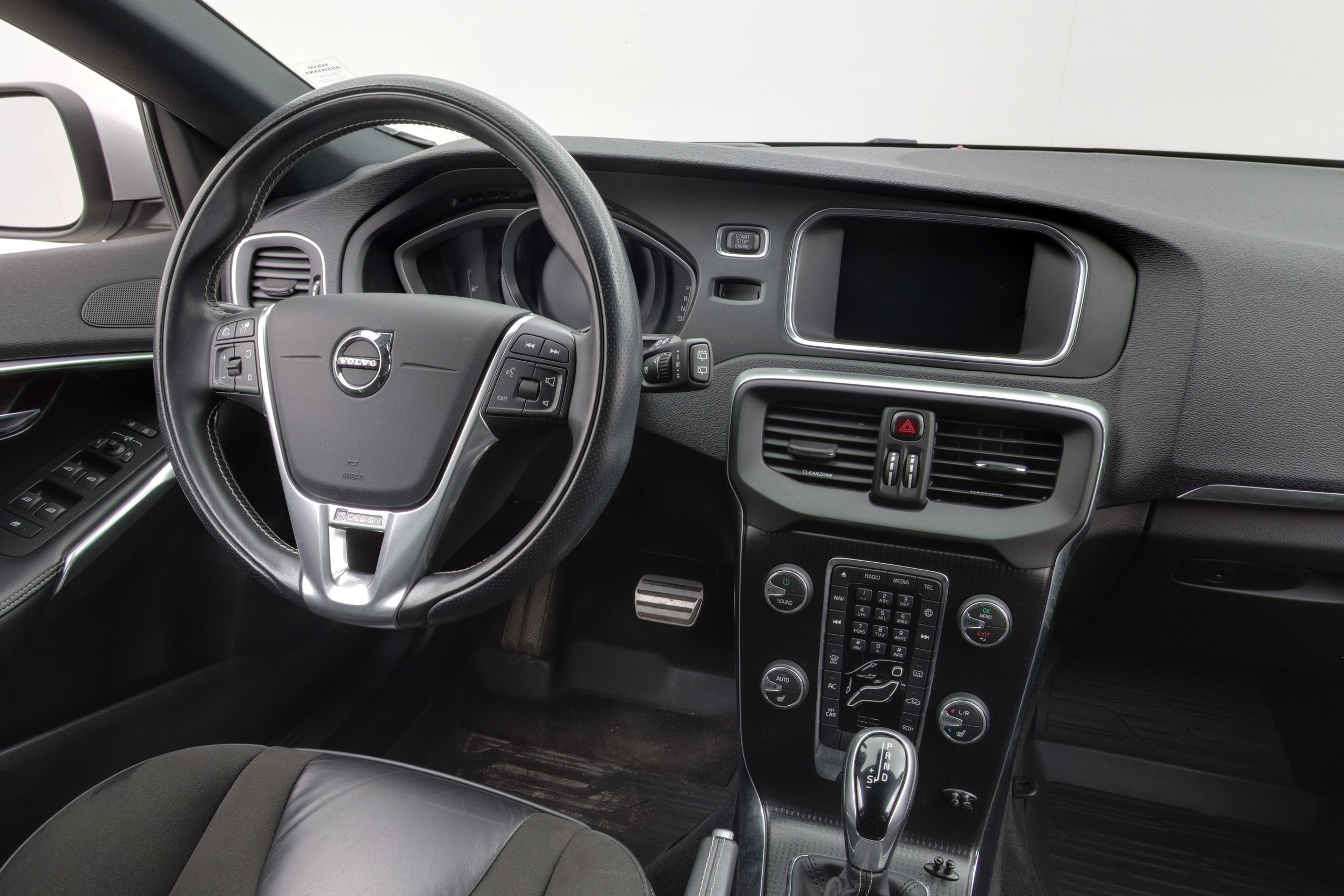Volvo V40 2017