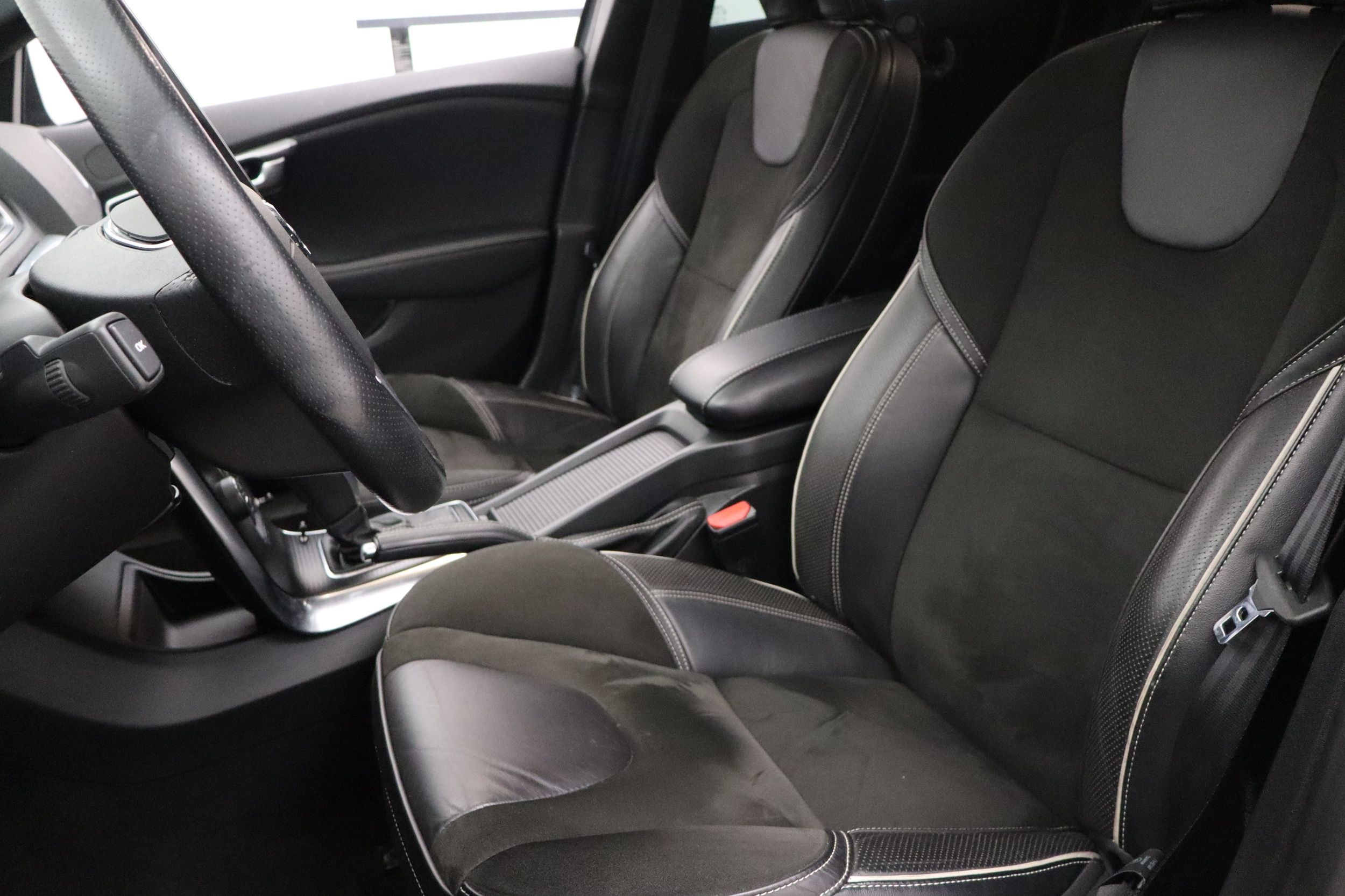 Volvo V40 2017