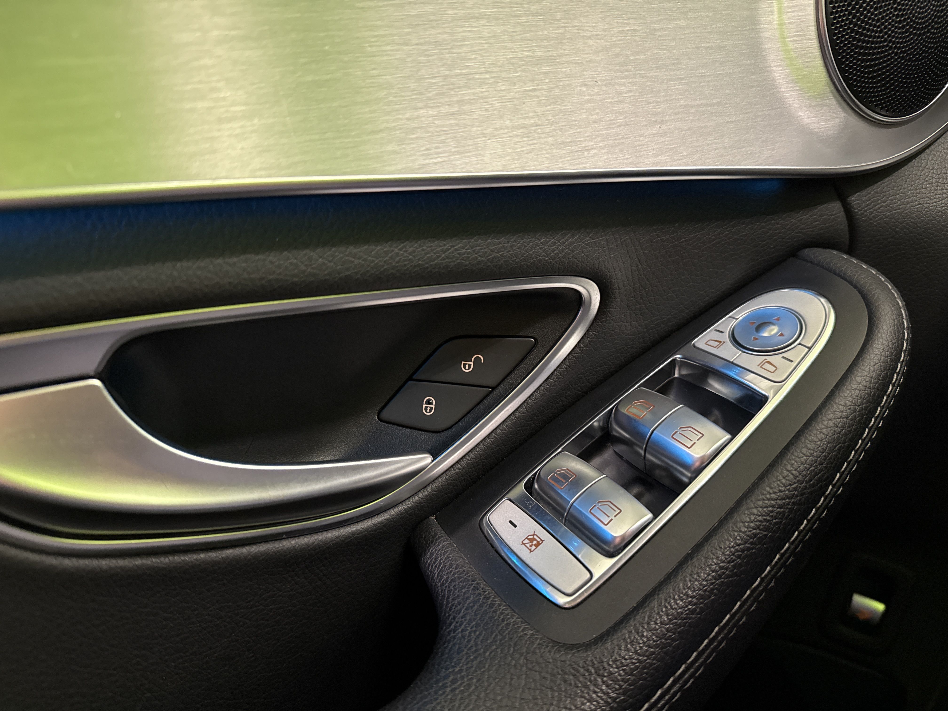 Mercedes-Benz C 2015