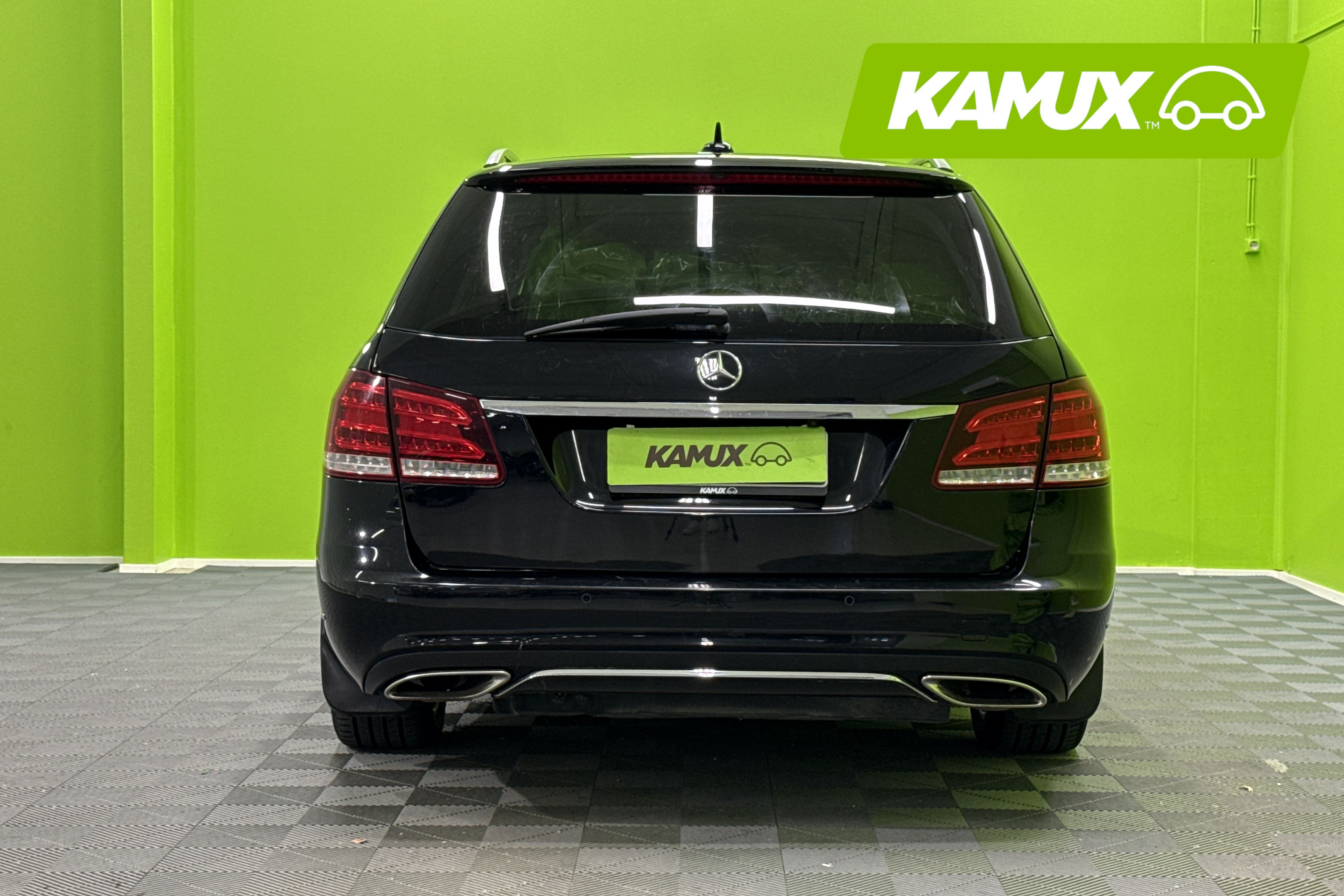 Mercedes-Benz E 2015