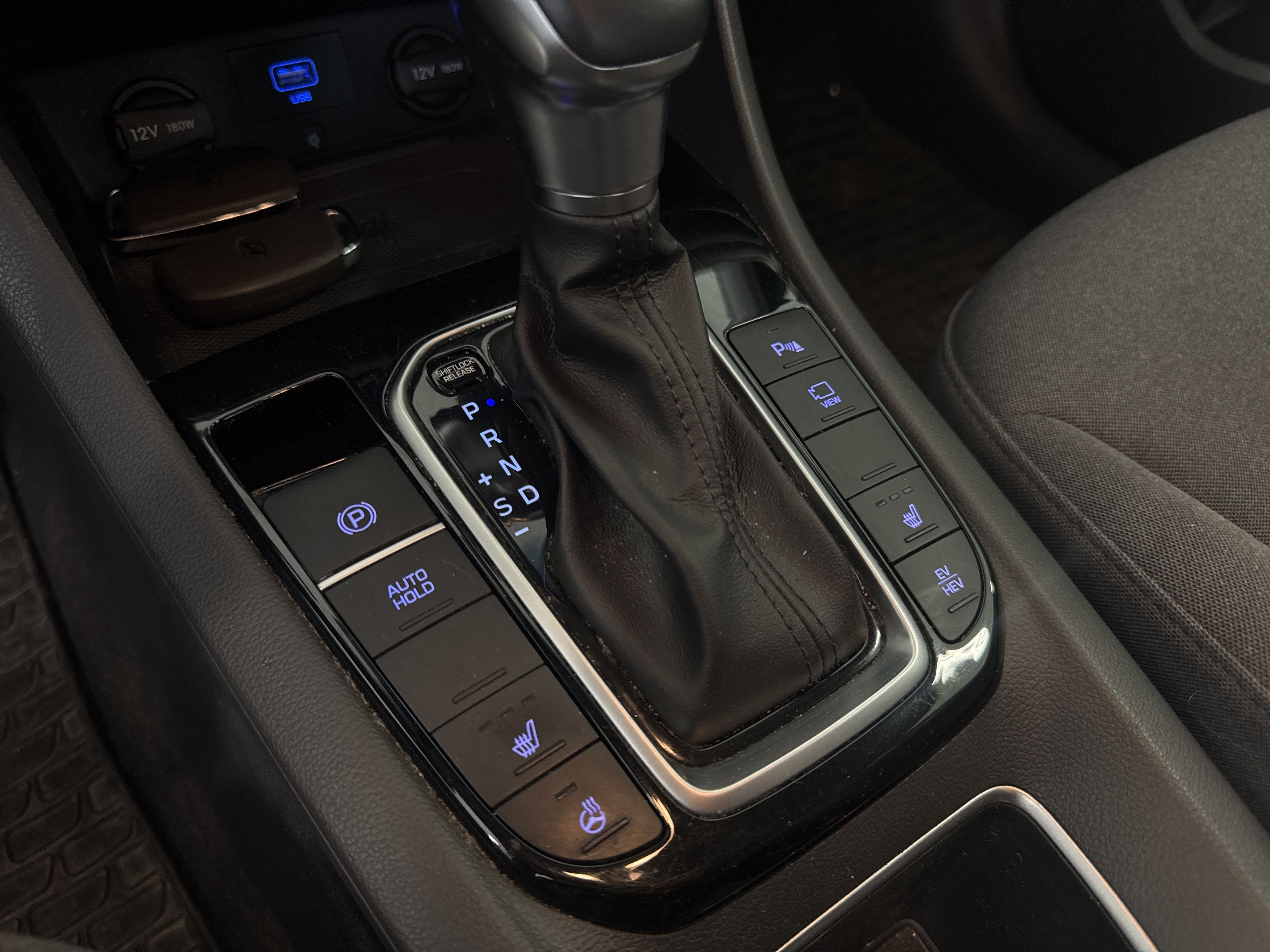 Hyundai Ioniq Plug-In 2020