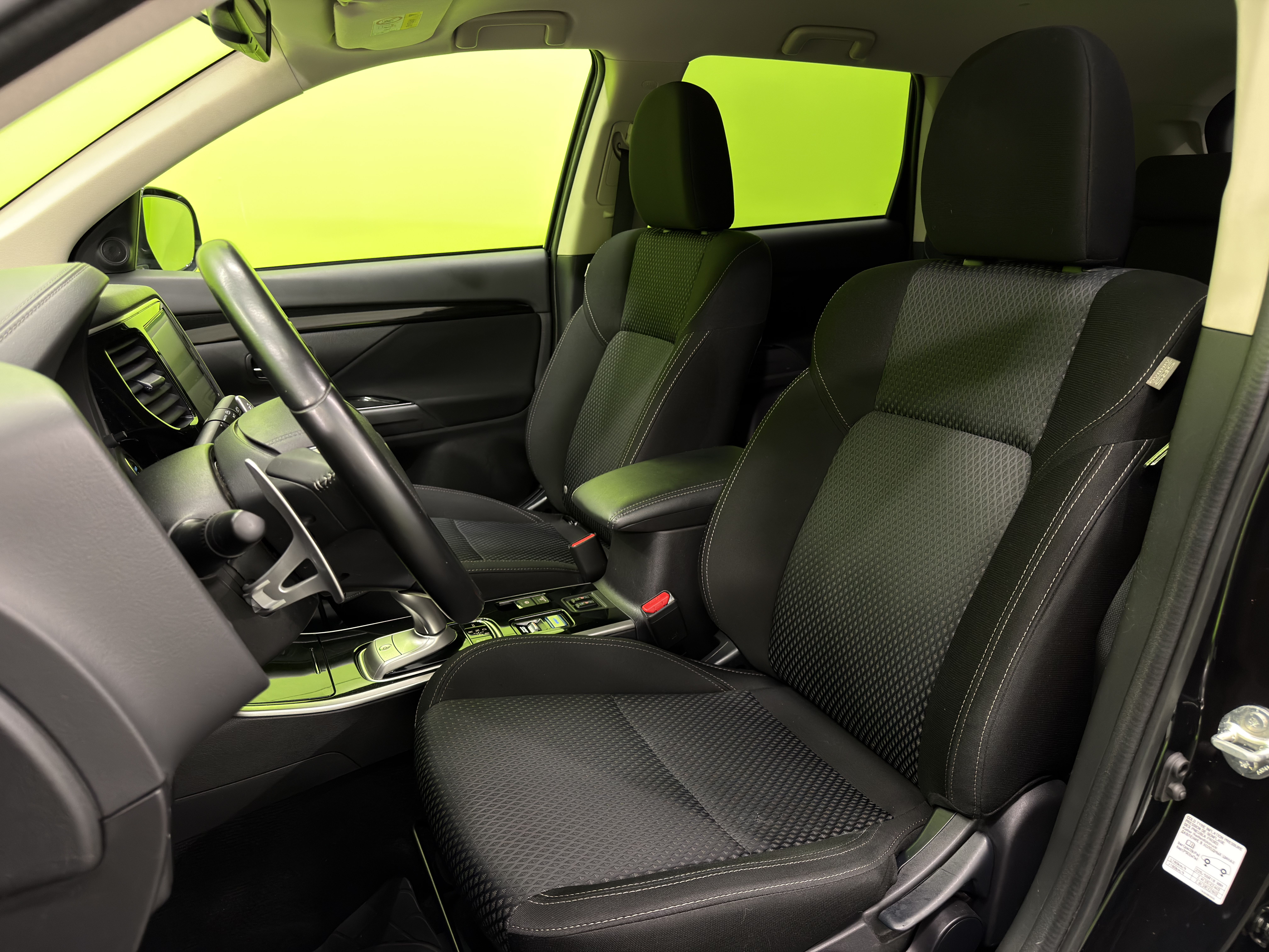 Mitsubishi Outlander PHEV 2020