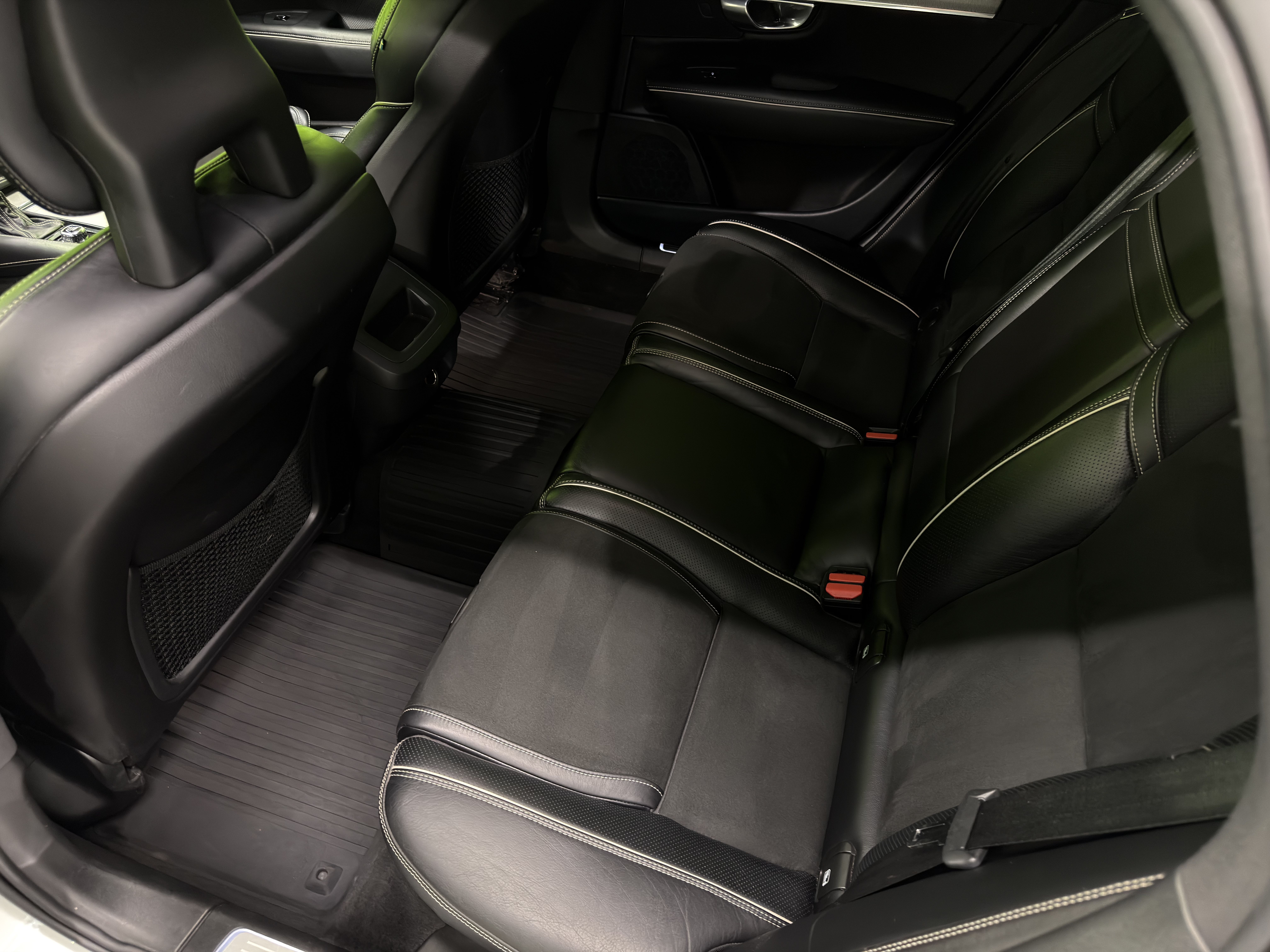 Volvo V90 2017