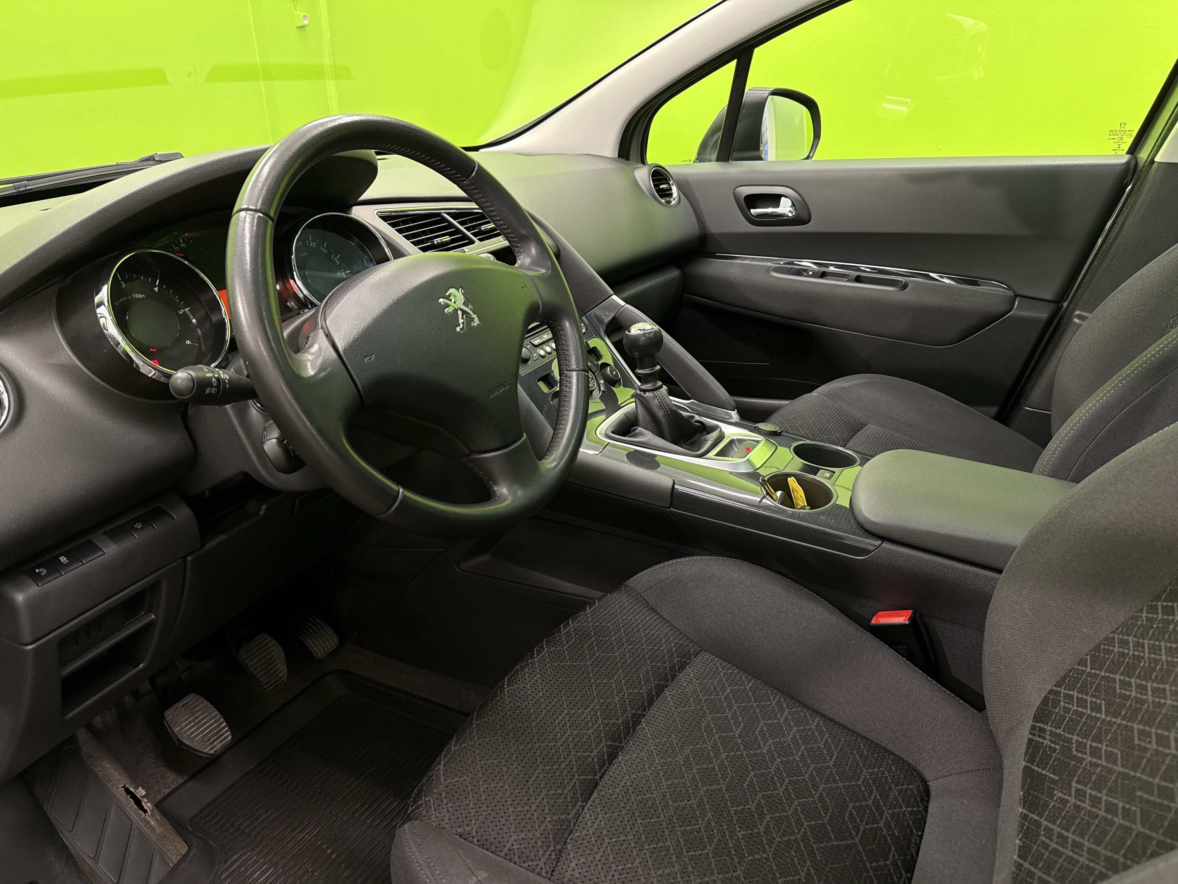 Peugeot 3008 2015
