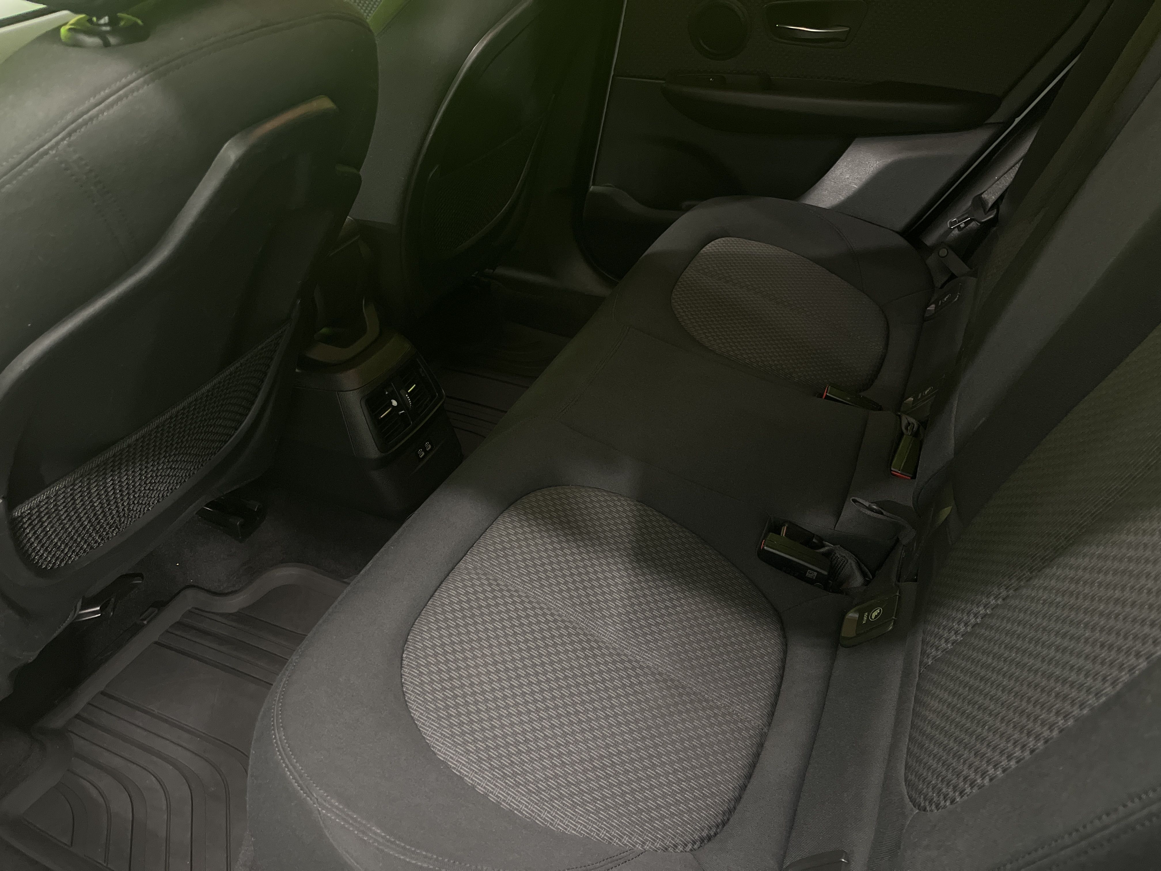 BMW 225 2019