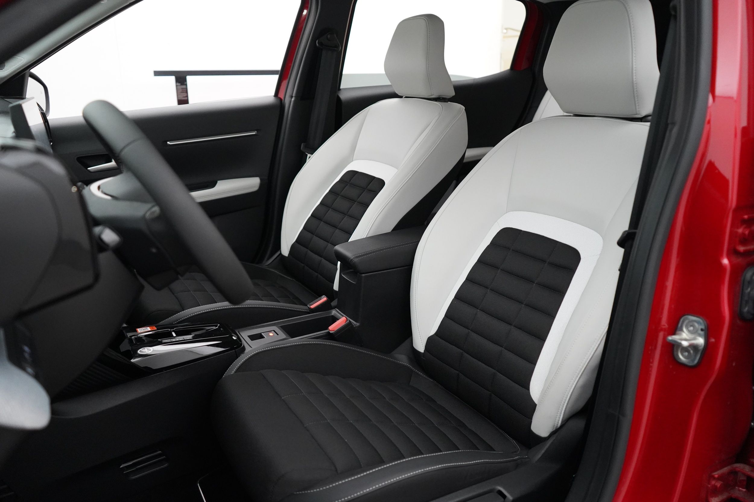 Citroen e-C3 Aircross 2025