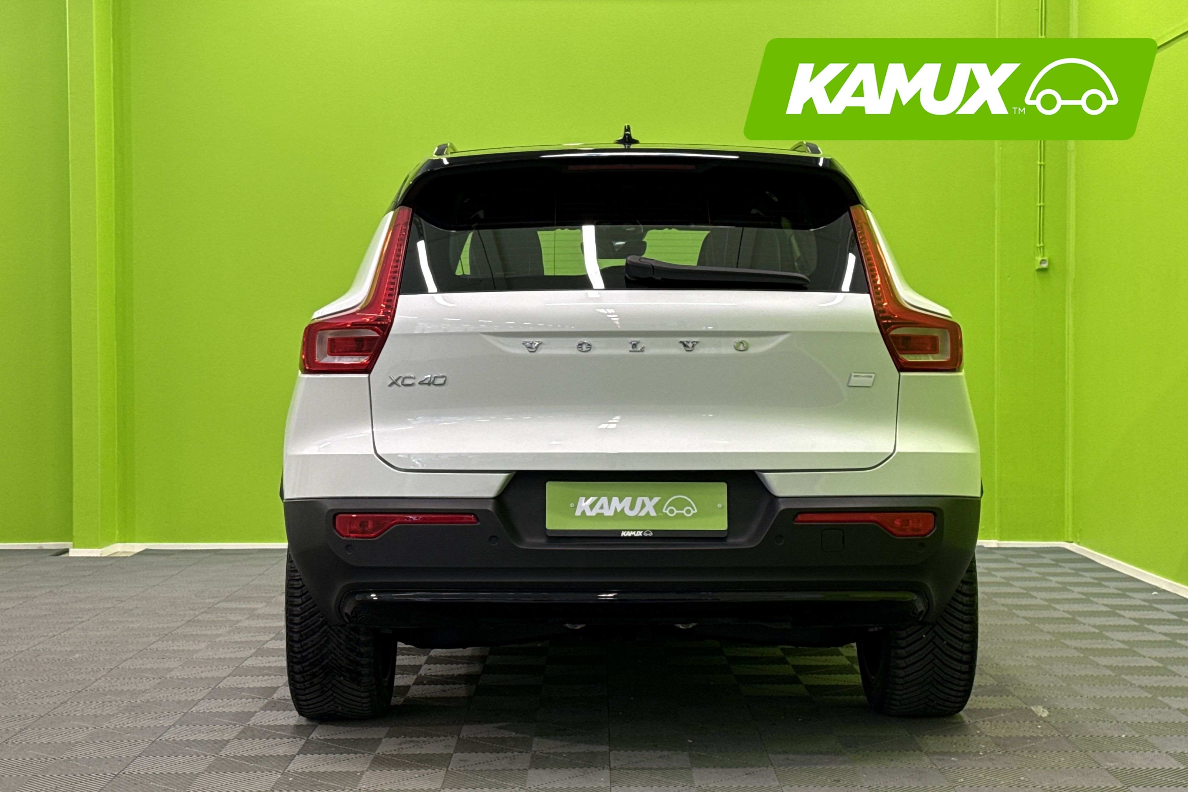 Volvo XC40 2023